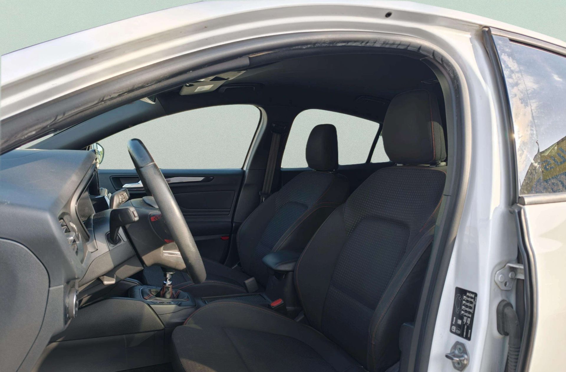 Ford Focus 1.0 EcoBoost ST-Line - foto 13