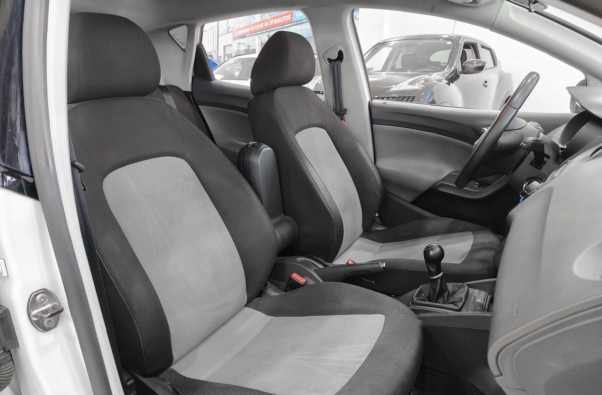 SEAT Ibiza 1.6TDI CR Style - foto 16