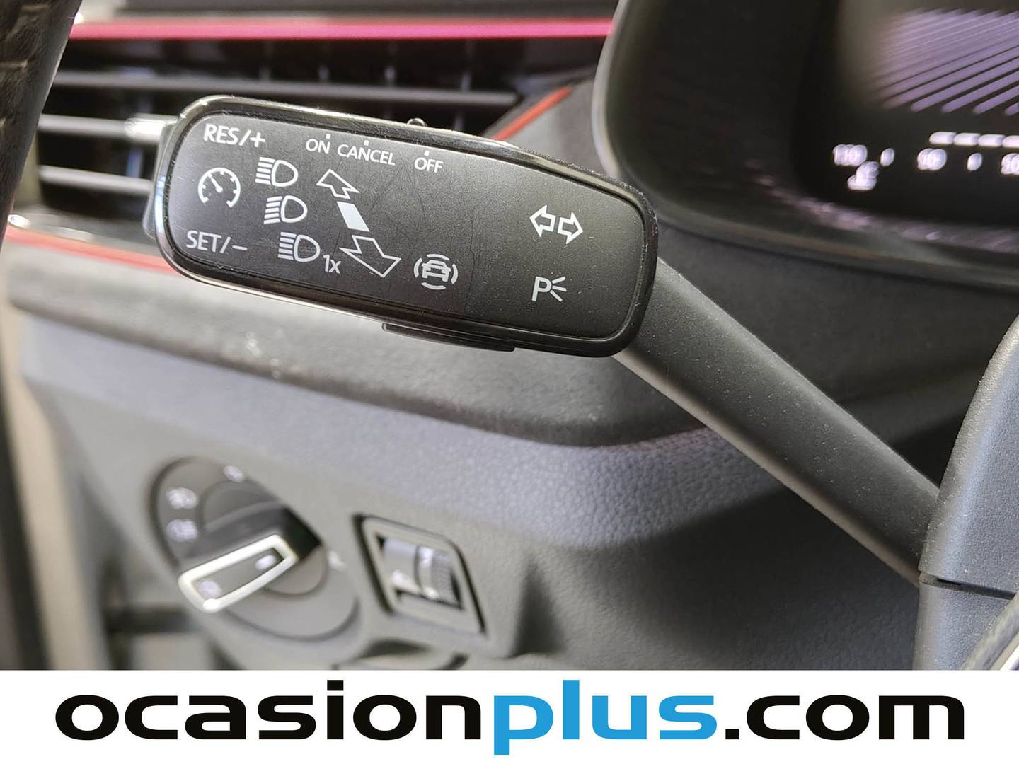 Skoda Kamiq Skoda Kamiq 1.0 TSI Design DSG (115 CV) seminuevo