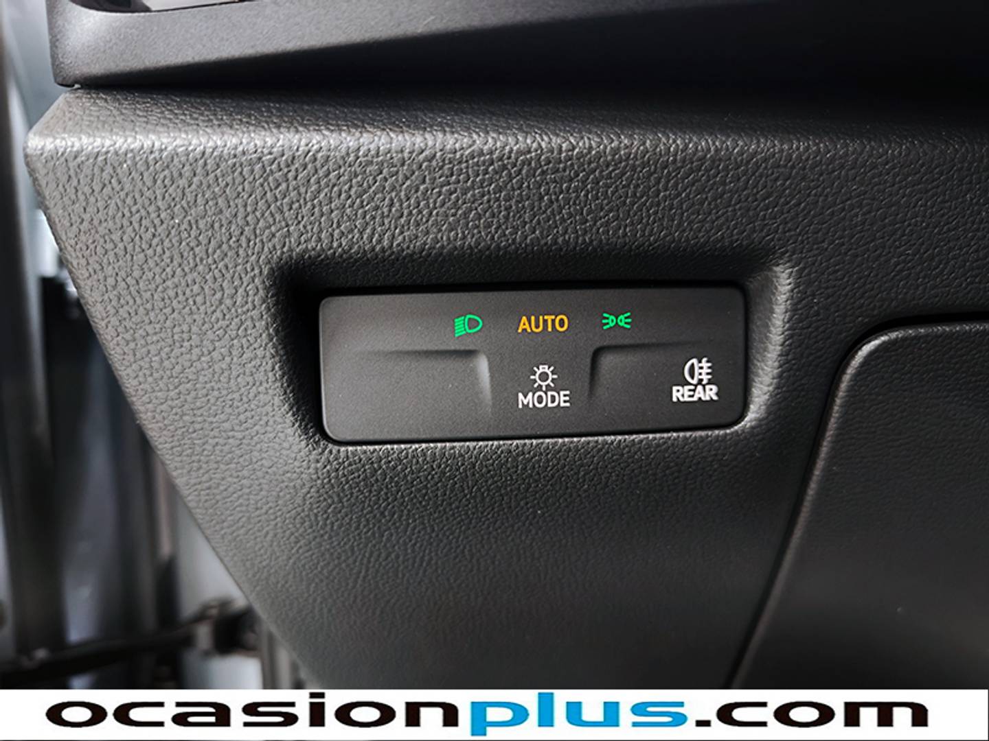 Foto Skoda Superb Skoda Superb 1.5 TSI m-HEV Essence DSG  (150 CV)