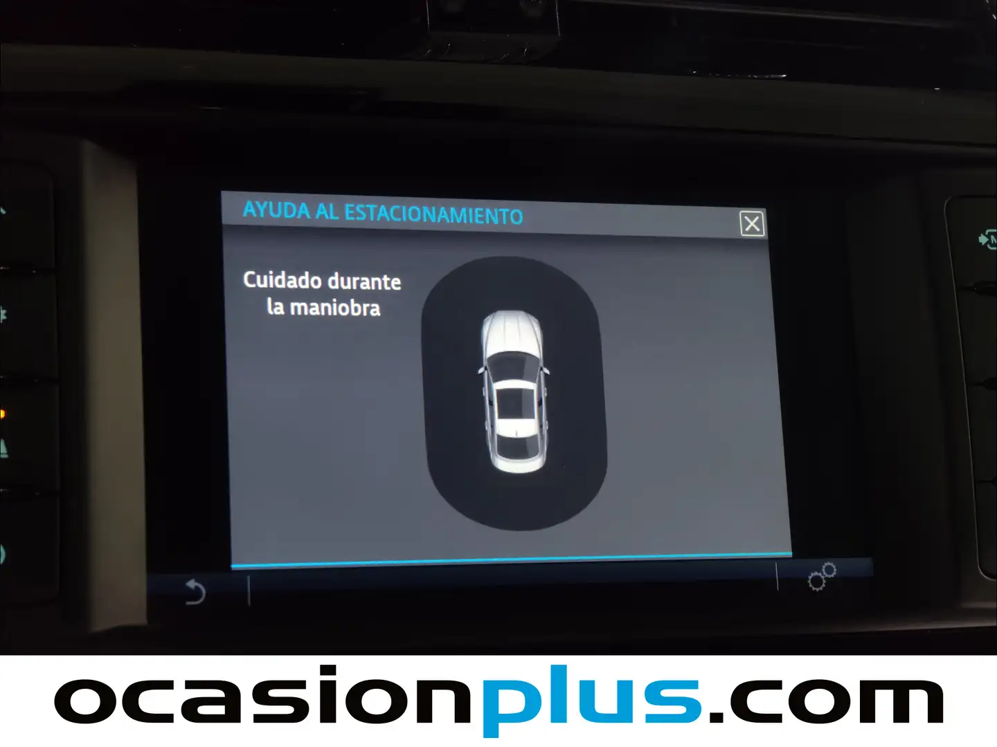 Foto Jaguar XE Jaguar XE 2.0 Diesel Pure RWD Auto (180 CV)