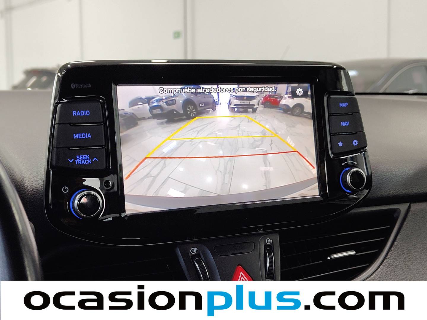 Equipamiento del Hyundai i30 Hyundai i30 Fastback 1.0 TGDI Tecno (120 CV)