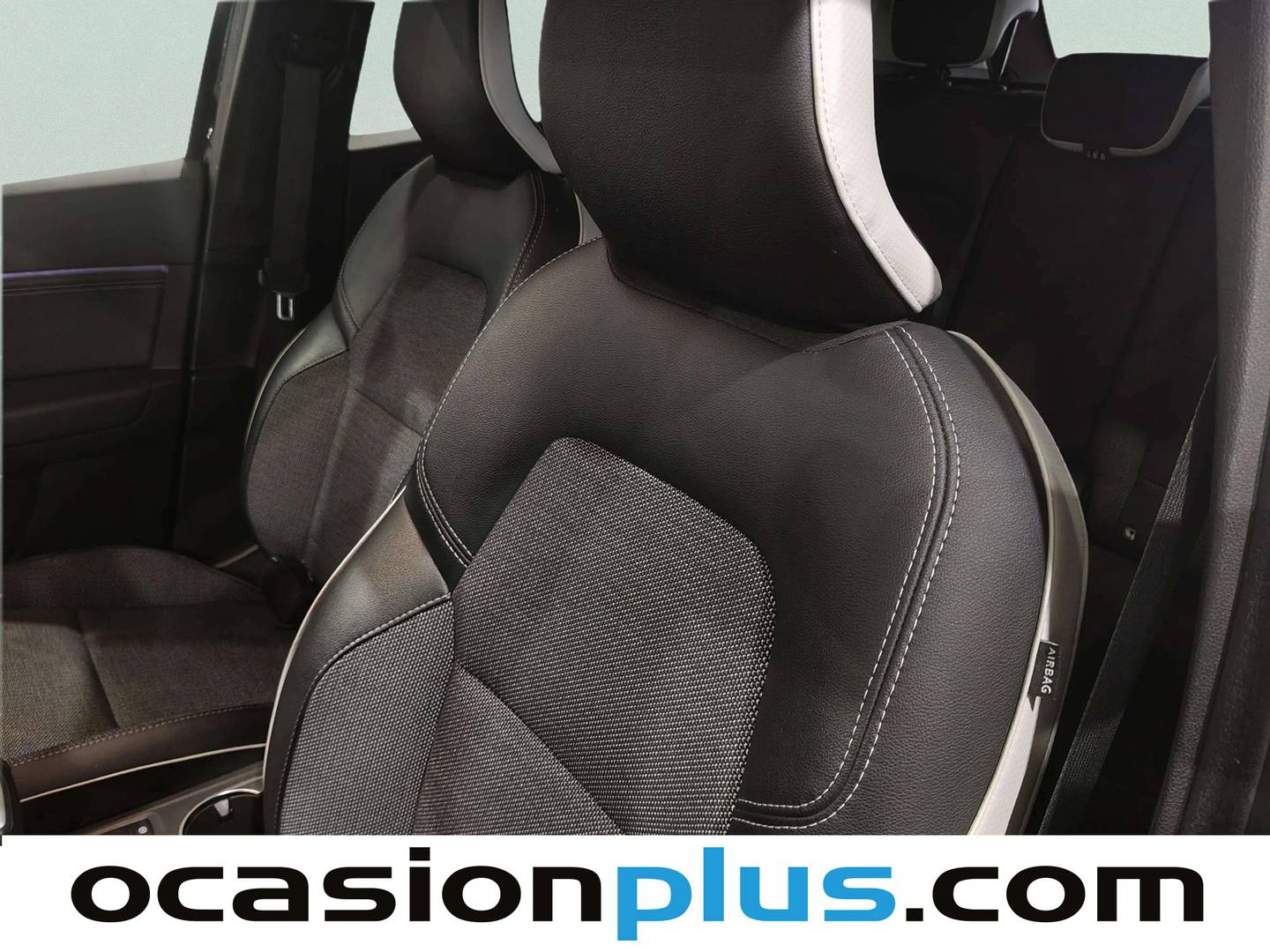 Extras y acabados del Mitsubishi ASX Mitsubishi ASX 130T MHEV Kaiteki DCT (158 CV)