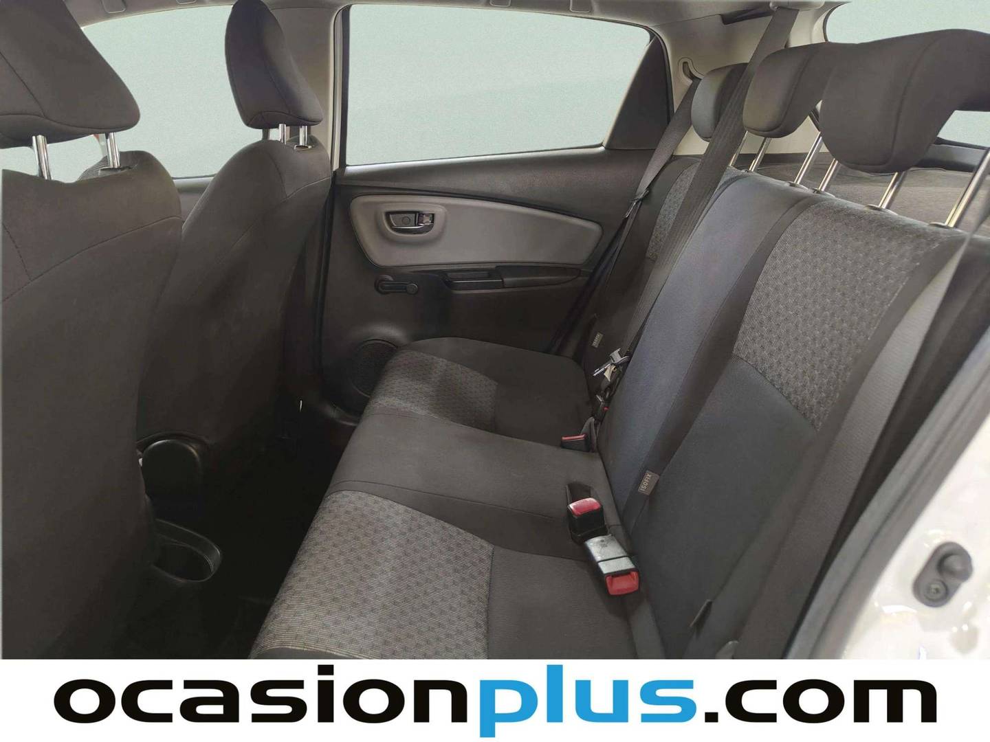 Foto asientos traseros Toyota Yaris Toyota Yaris 1.4 D4-D Active (90 CV)