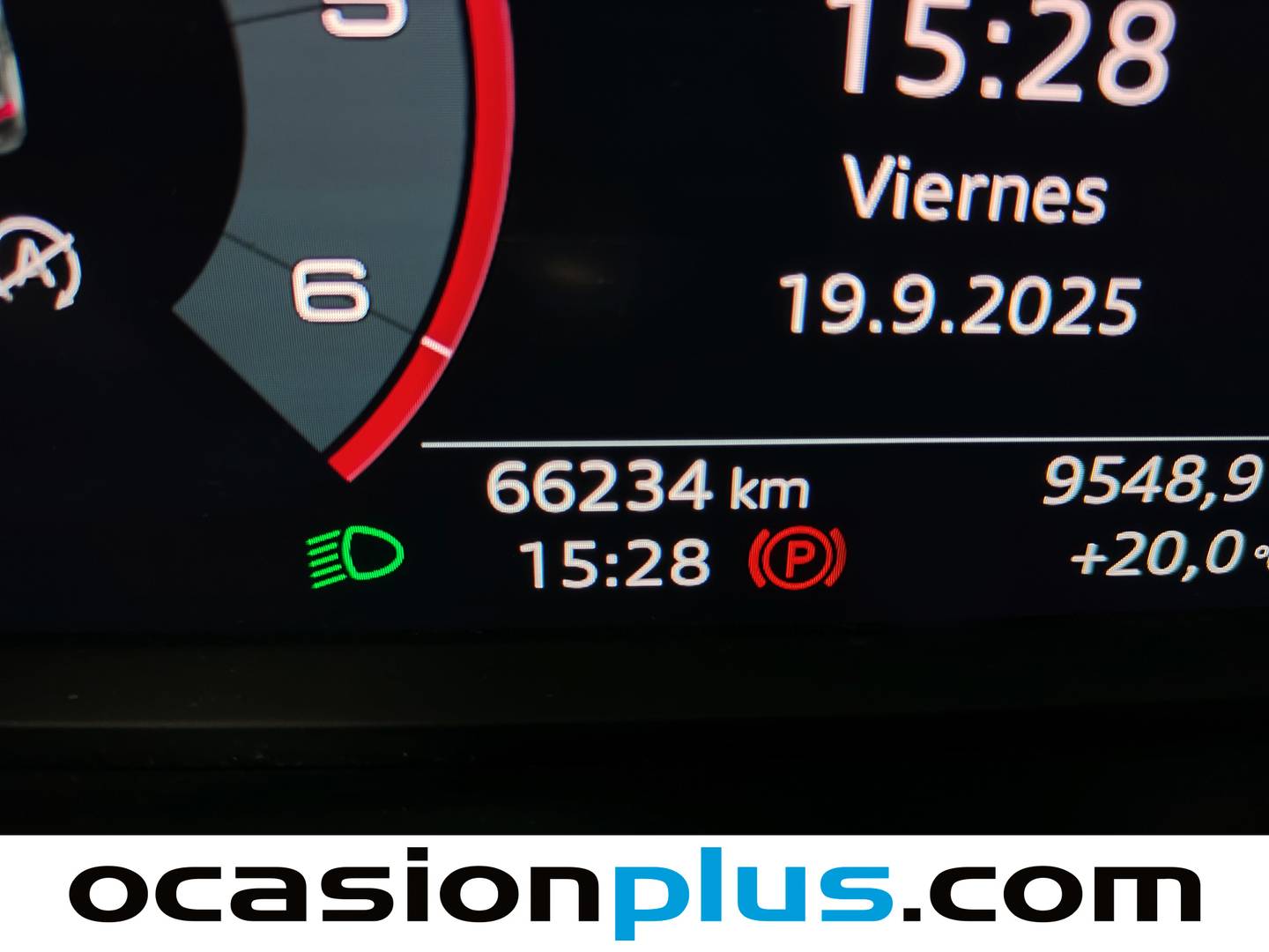 Foto Audi Q3 Audi Q3 Advanced 35 TDI  (150 CV) S tronic