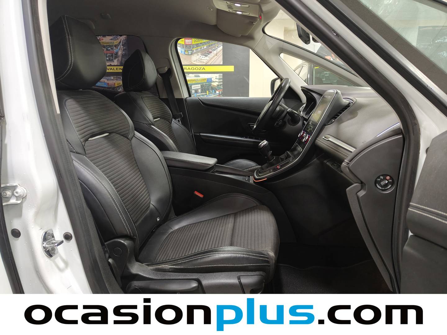 Foto Renault Scénic Renault Scenic Zen Energy TCe (130 CV)