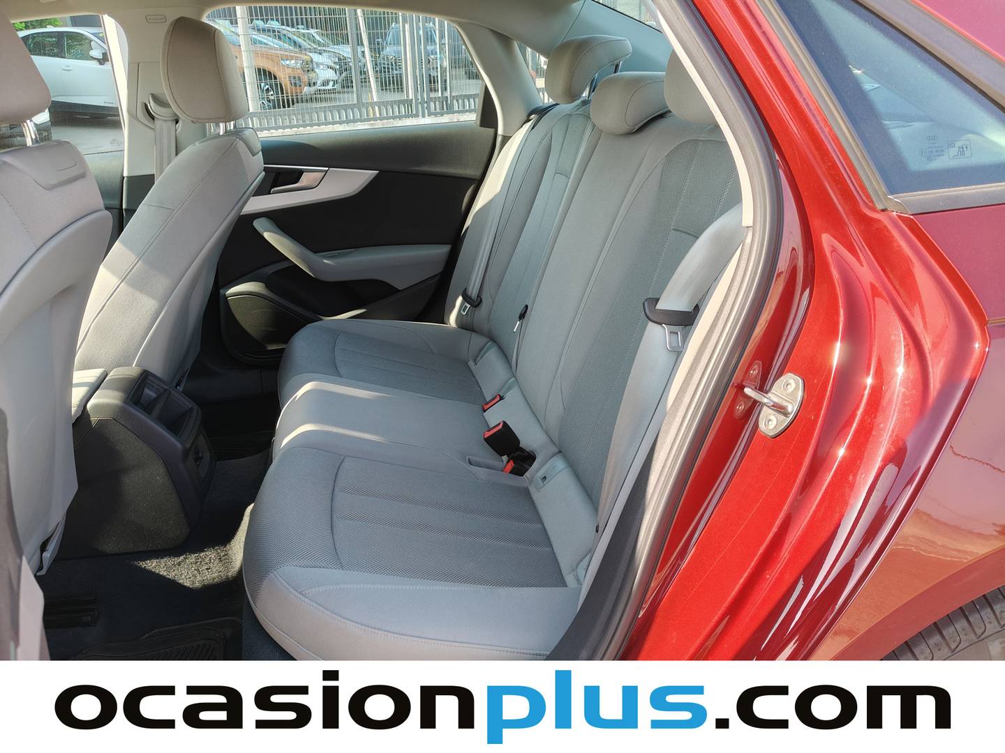 Foto asientos traseros Audi A4 Audi A4 Advanced edition 2.0 TDI (150 CV)