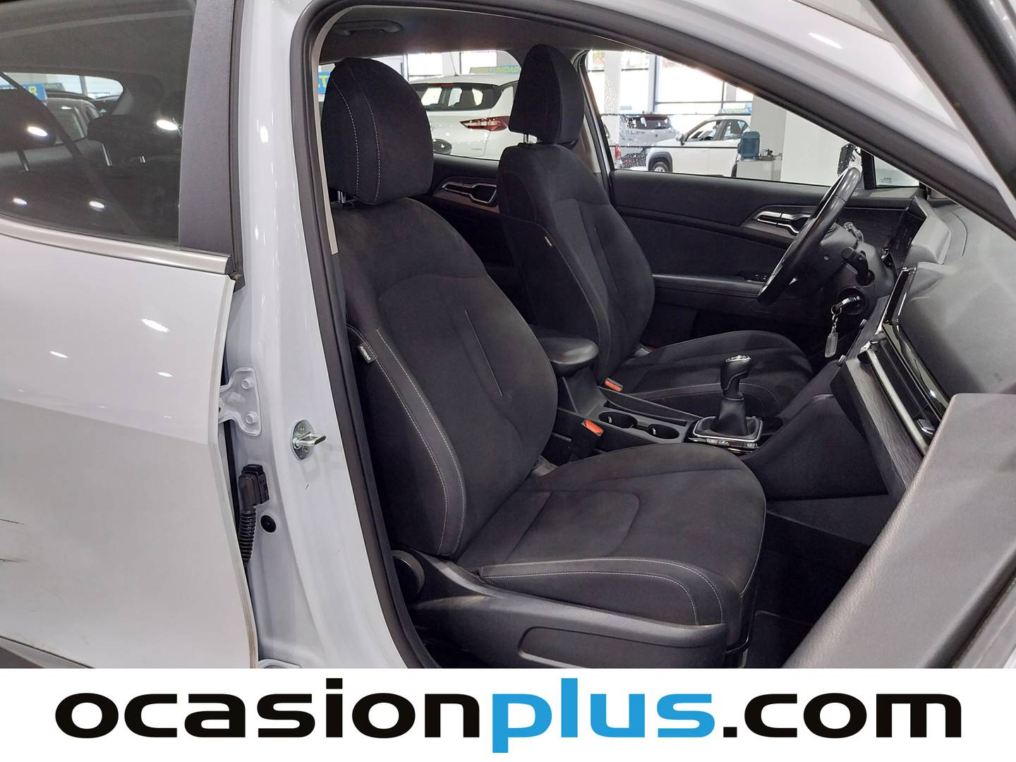 Foto KIA Sportage Kia Sportage 1.6 CRDi MHEV Business 4x2 (136 CV)