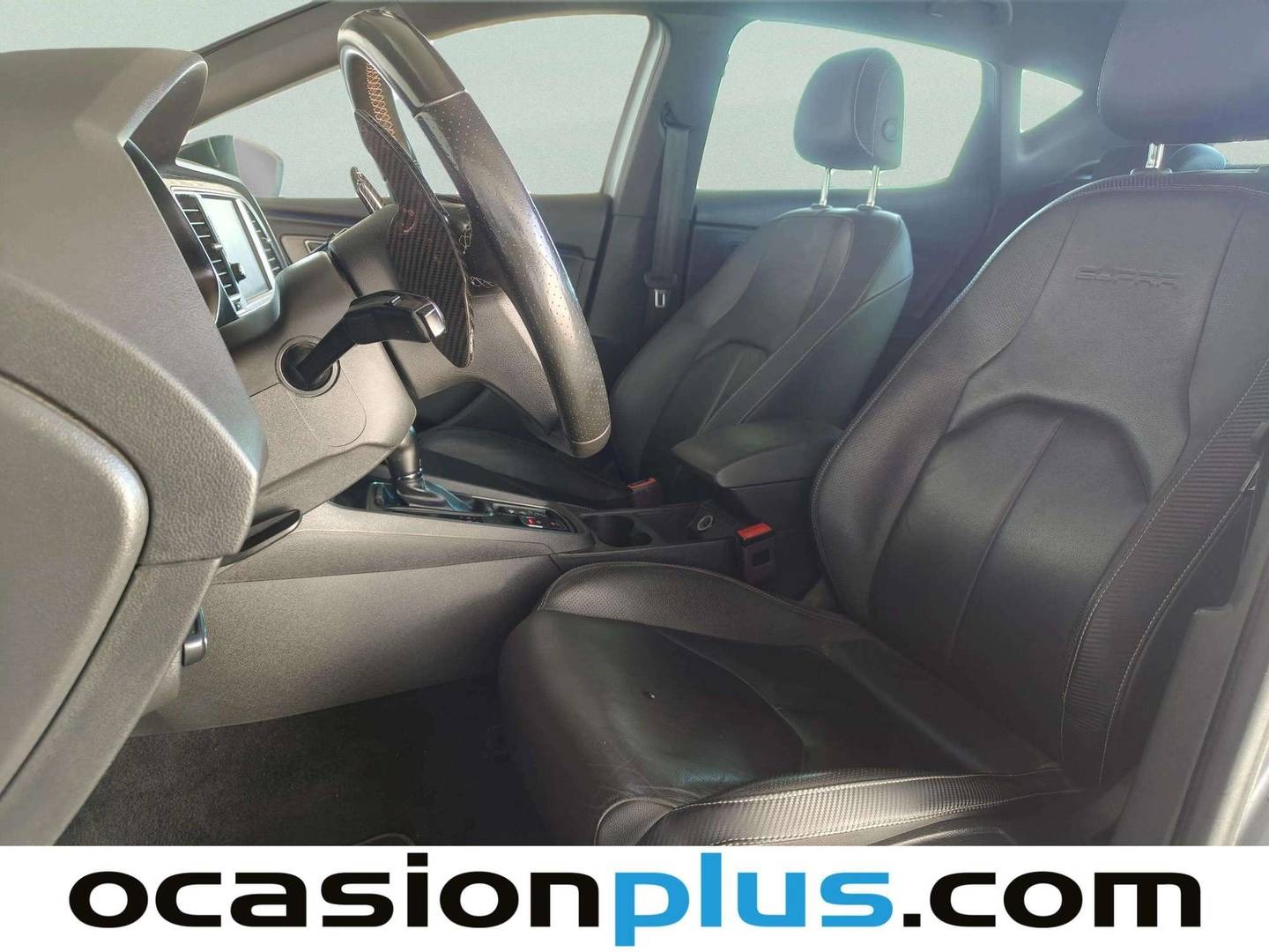 Foto asientos delanteros Seat León Seat León 2.0 TSI S&S Cupra DSG (300 CV)