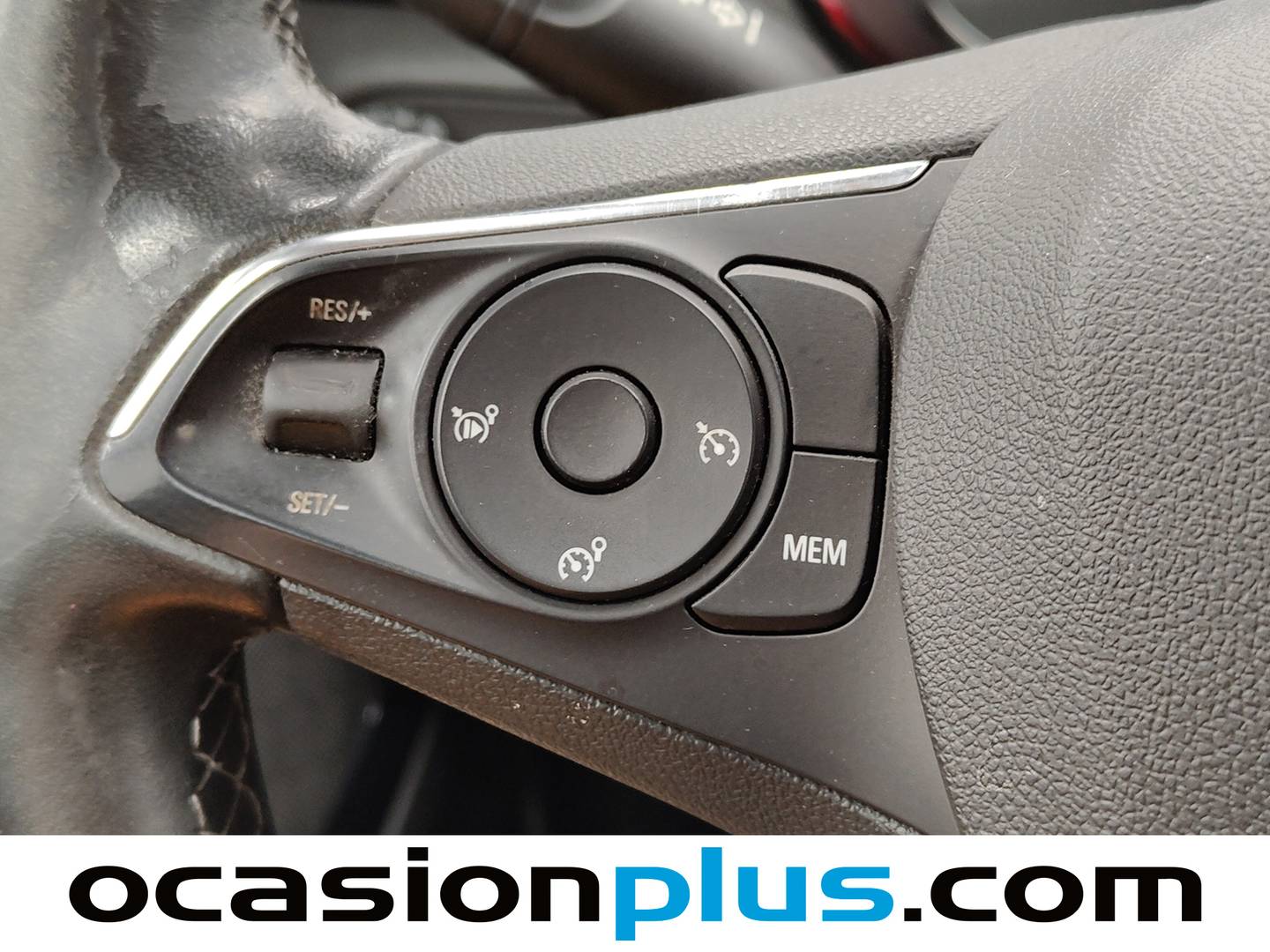 Opel Crossland X Opel Crossland X 1.2 S&S Design Line 120 Aniversario Auto (110 CV) seminuevo