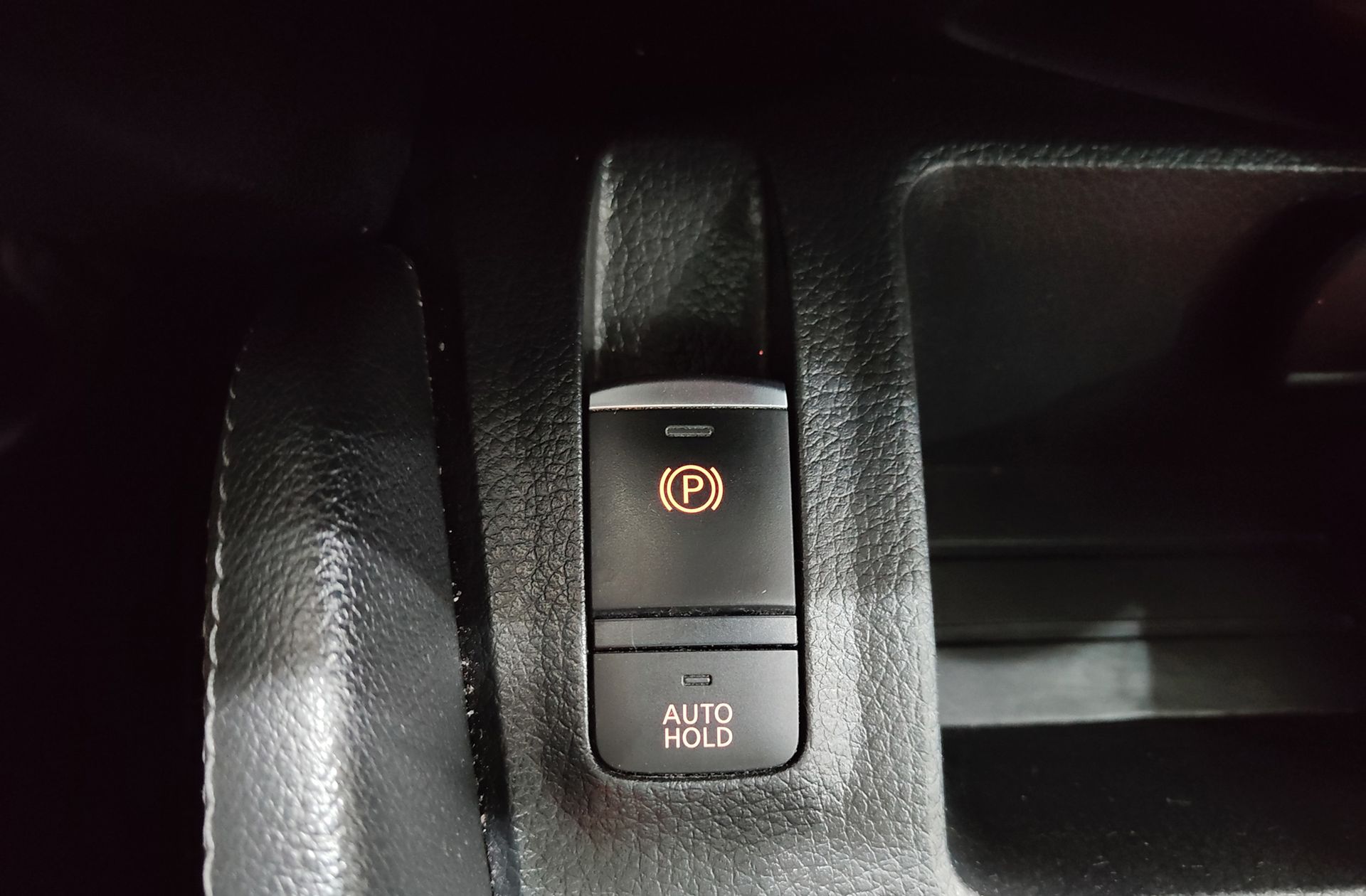 Nissan Qashqai DIG-T 140 N-Connecta 4x2 - foto 30