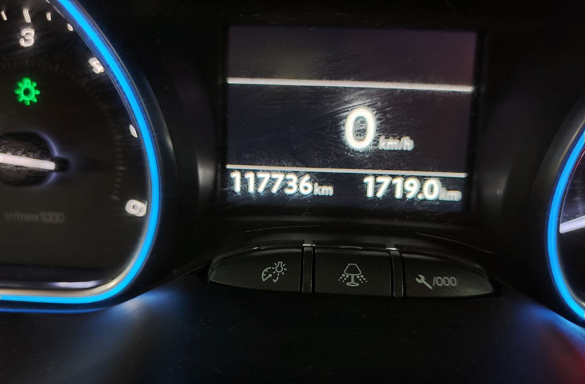 Peugeot 2008 BlueHDi 120 Allure - foto 8