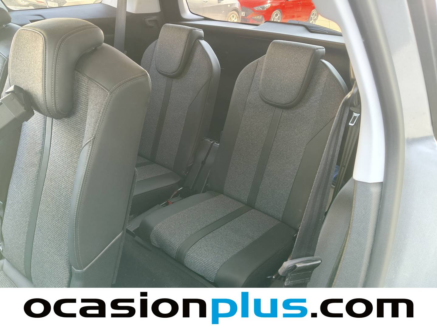 Extras y acabados del Peugeot 5008 Peugeot 5008 BlueHDi 130 S&S Allure 7 Plazas (130 CV)