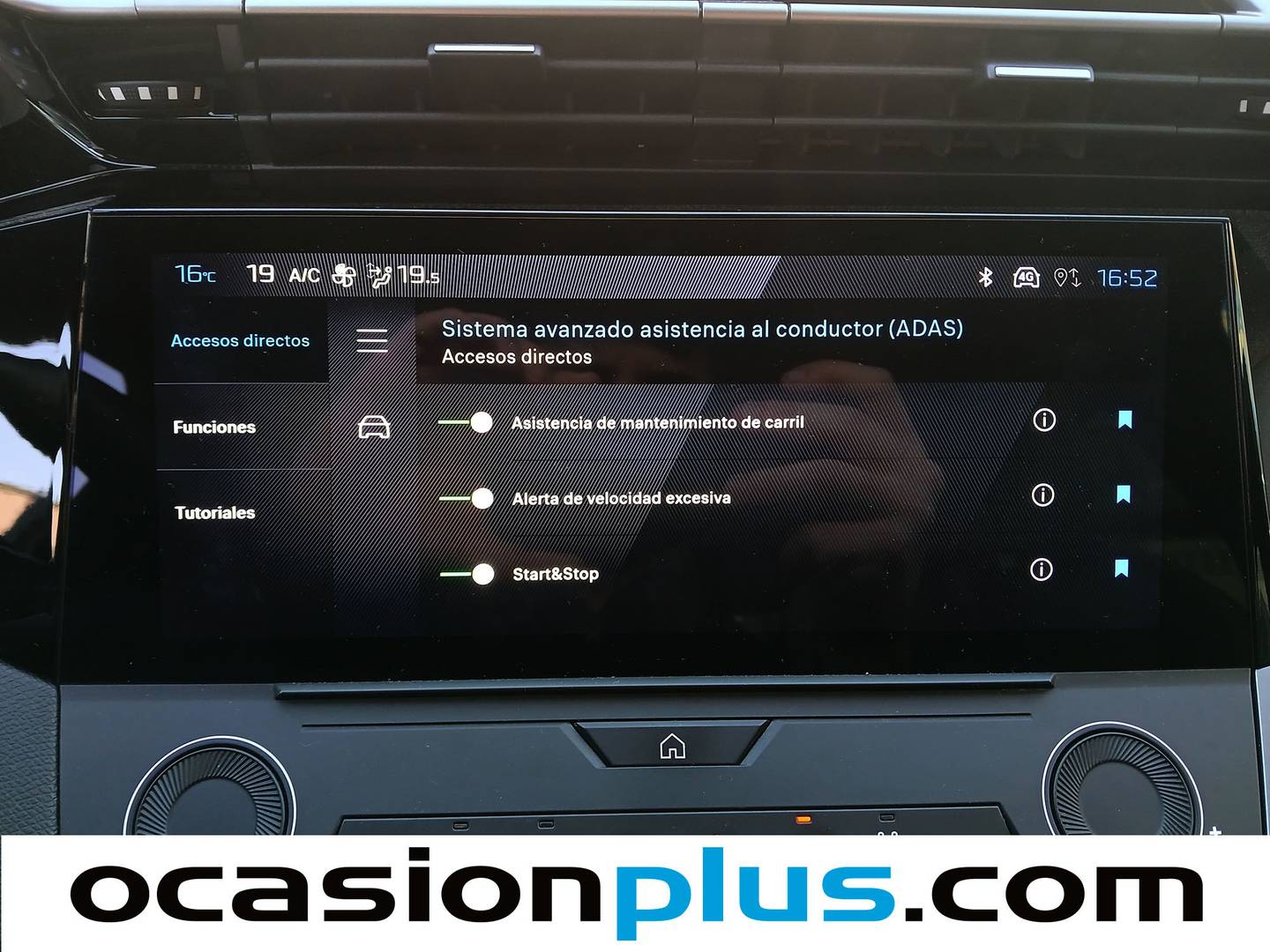 Foto Peugeot 308 Peugeot 308 Allure Hybrid eDCS6 (145 CV)