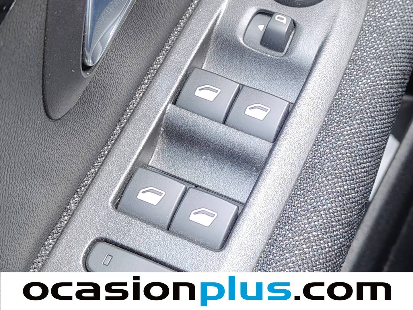 Peugeot 208 Peugeot 208 Style Hybrid 110 eDCS6 (110 CV) al mejor precio