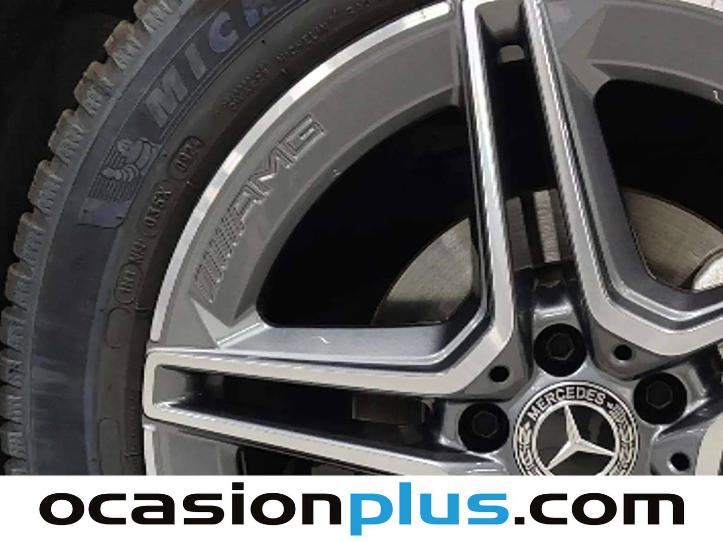 Extras y acabados del Mercedes GLA Mercedes GLA GLA 180 (136 CV) Pack AMG