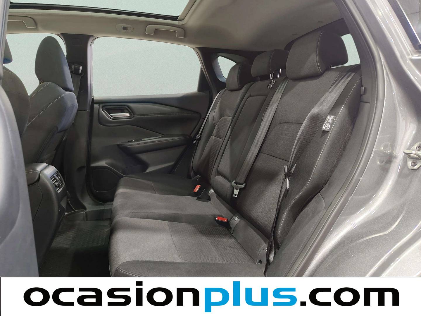 Foto asientos traseros Nissan QASHQAI Nissan Qashqai DIG-T mHEV Premiere Edition 4x2 (140 CV)