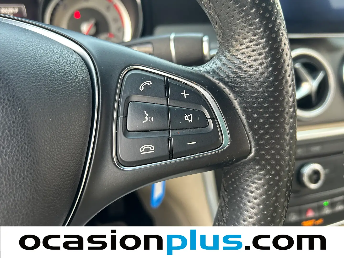 Foto Mercedes CLA Mercedes-Benz CLA Shooting Brake CLA 220 d Urban  (177 CV)