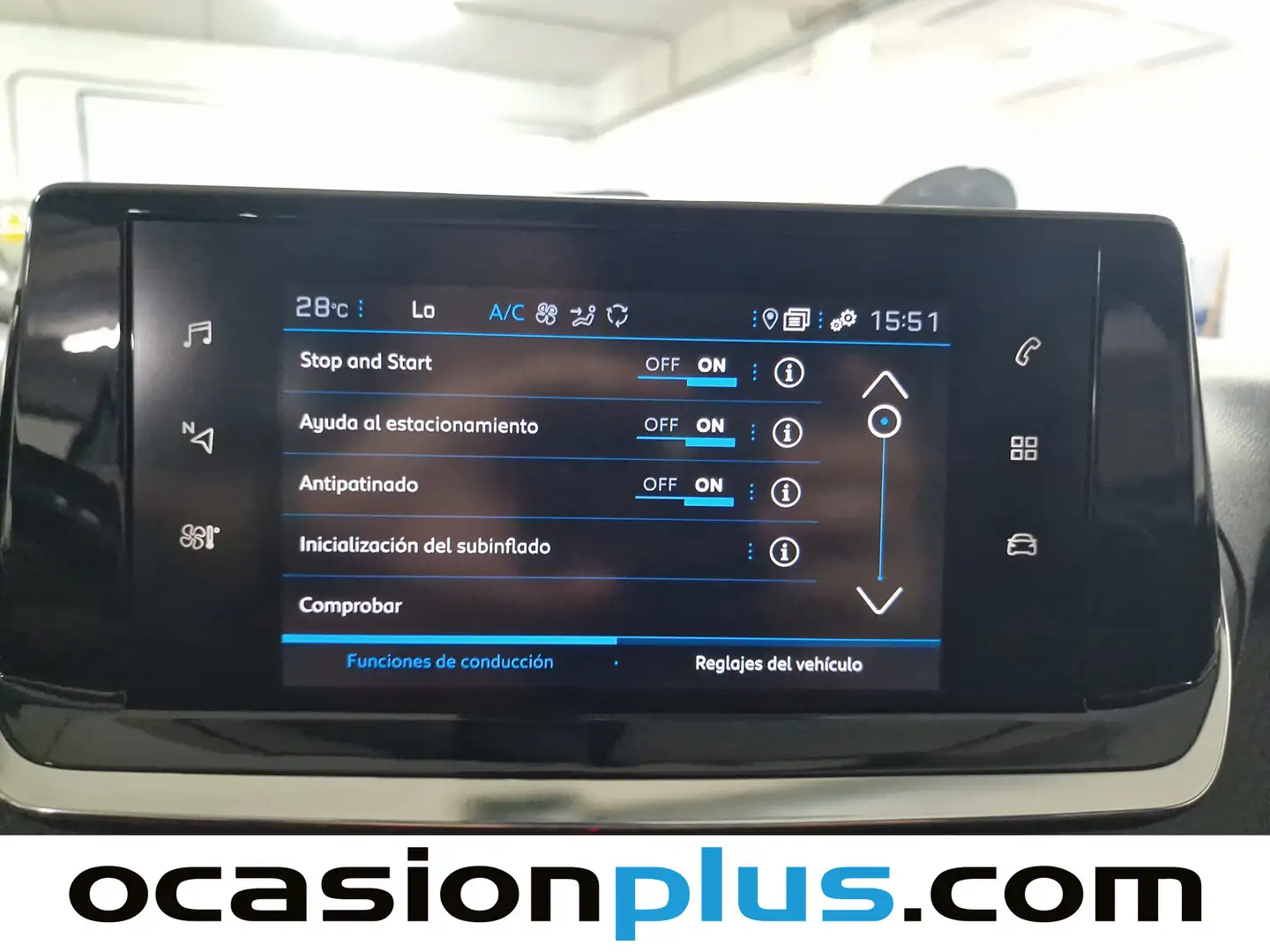 Foto Peugeot 2008 Peugeot 2008 BlueHDi 110 Allure (110 CV)