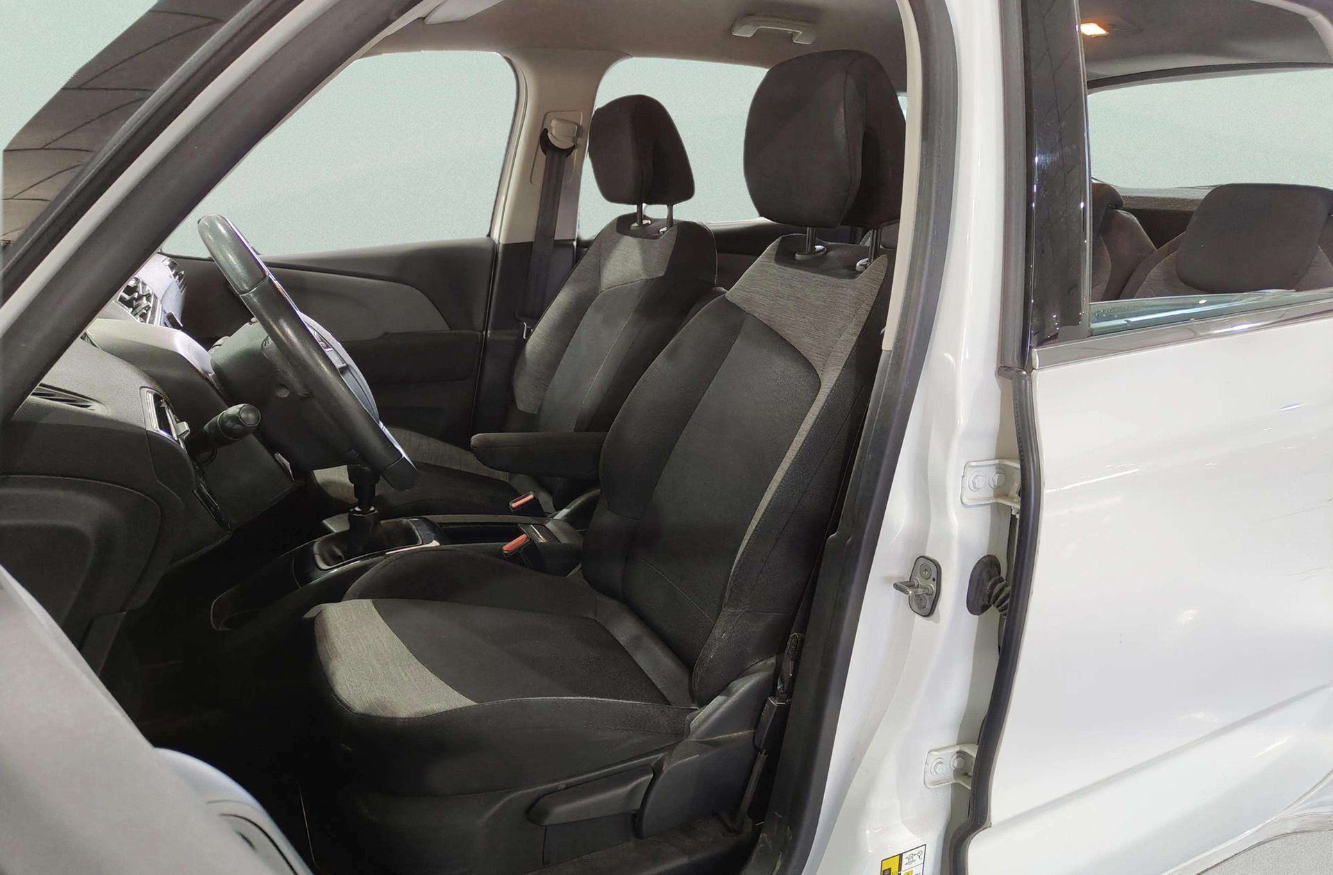 Citroën C4 Picasso BlueHDi 120 Live - foto 9