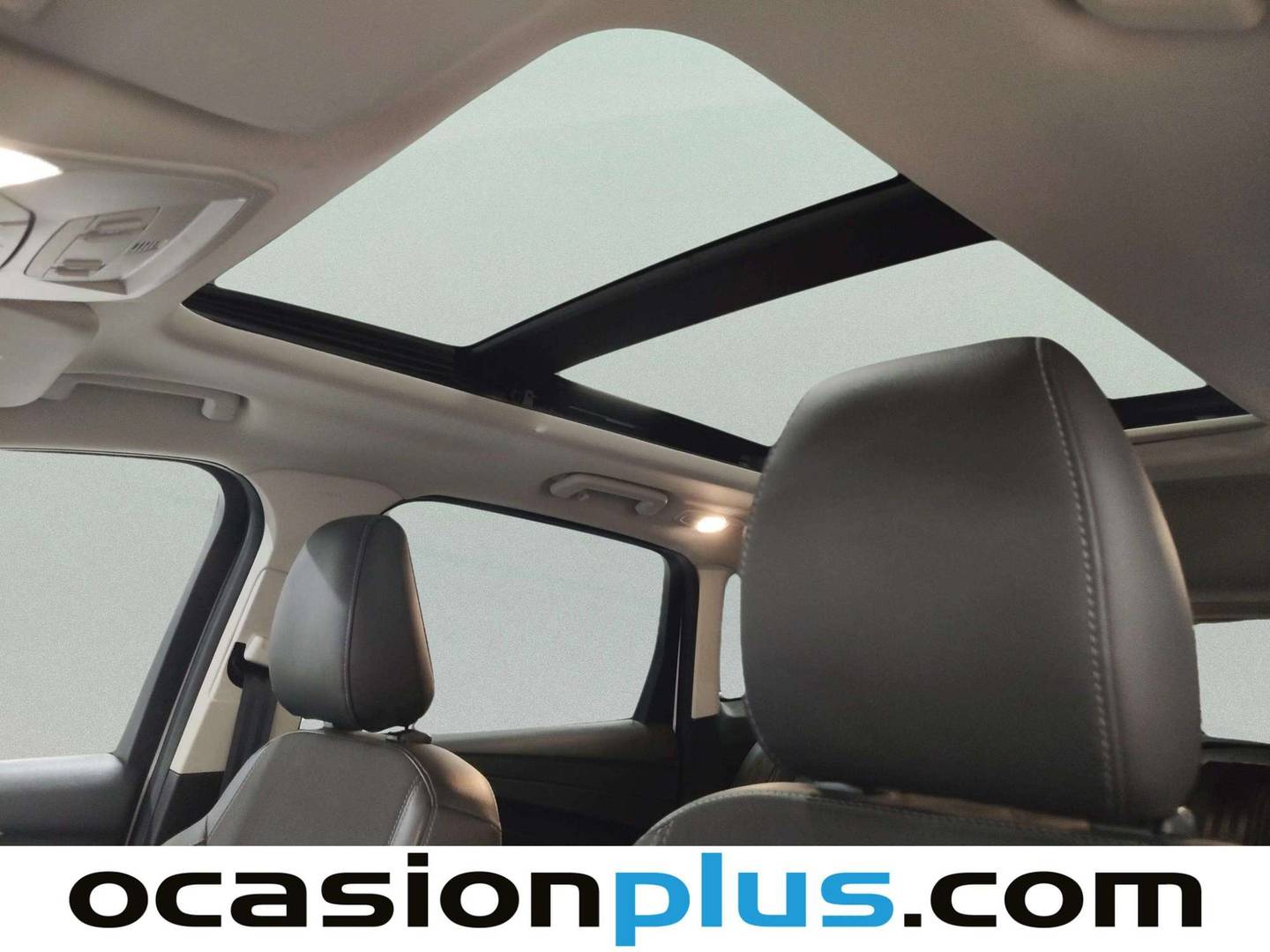 Extras y acabados del Ford Kuga Ford Kuga 1.5 EcoBoost S&S Titanium 4x2 (150 CV)