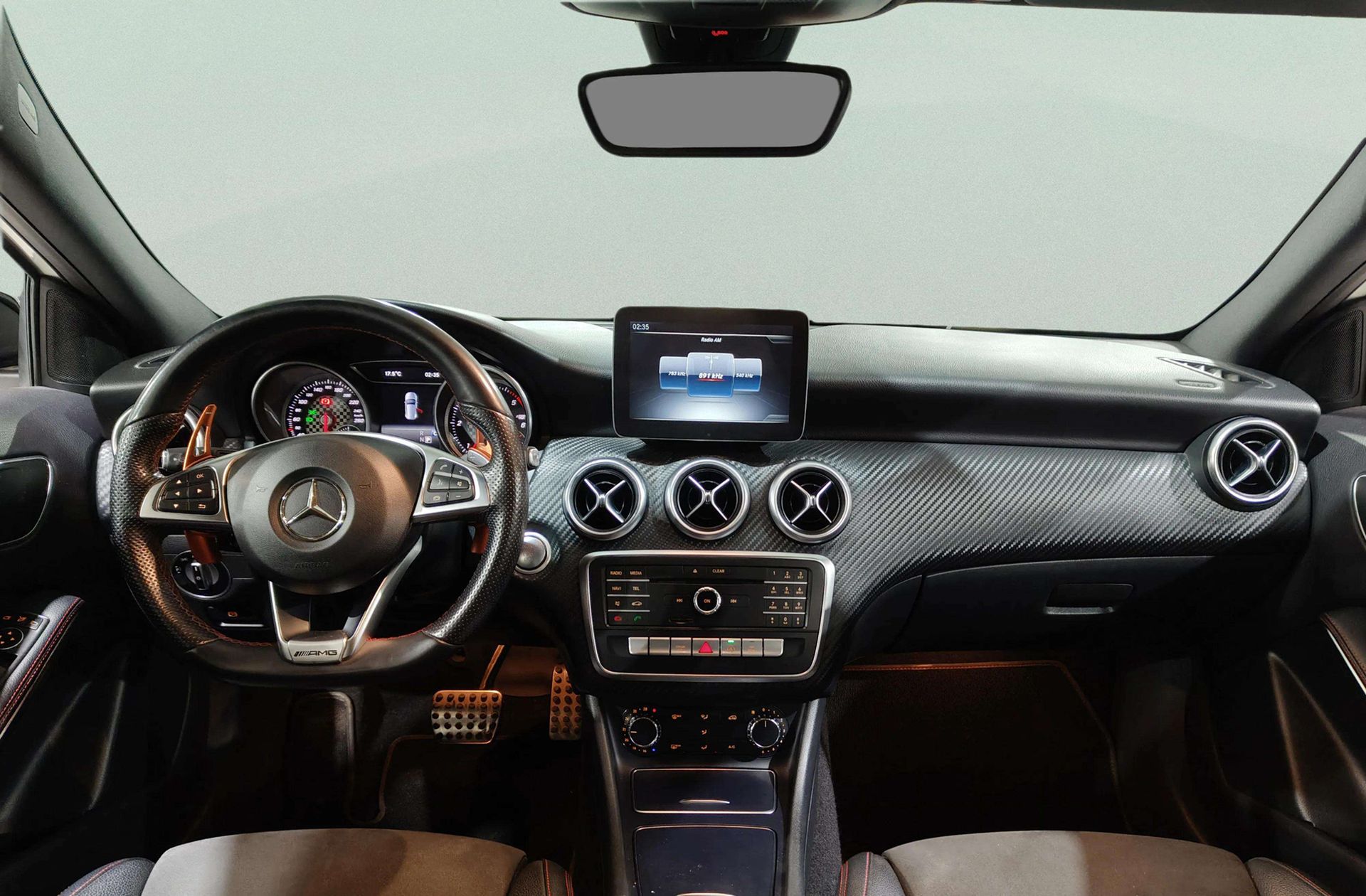 Mercedes-Benz Clase A 200 d AMG Line - foto 7
