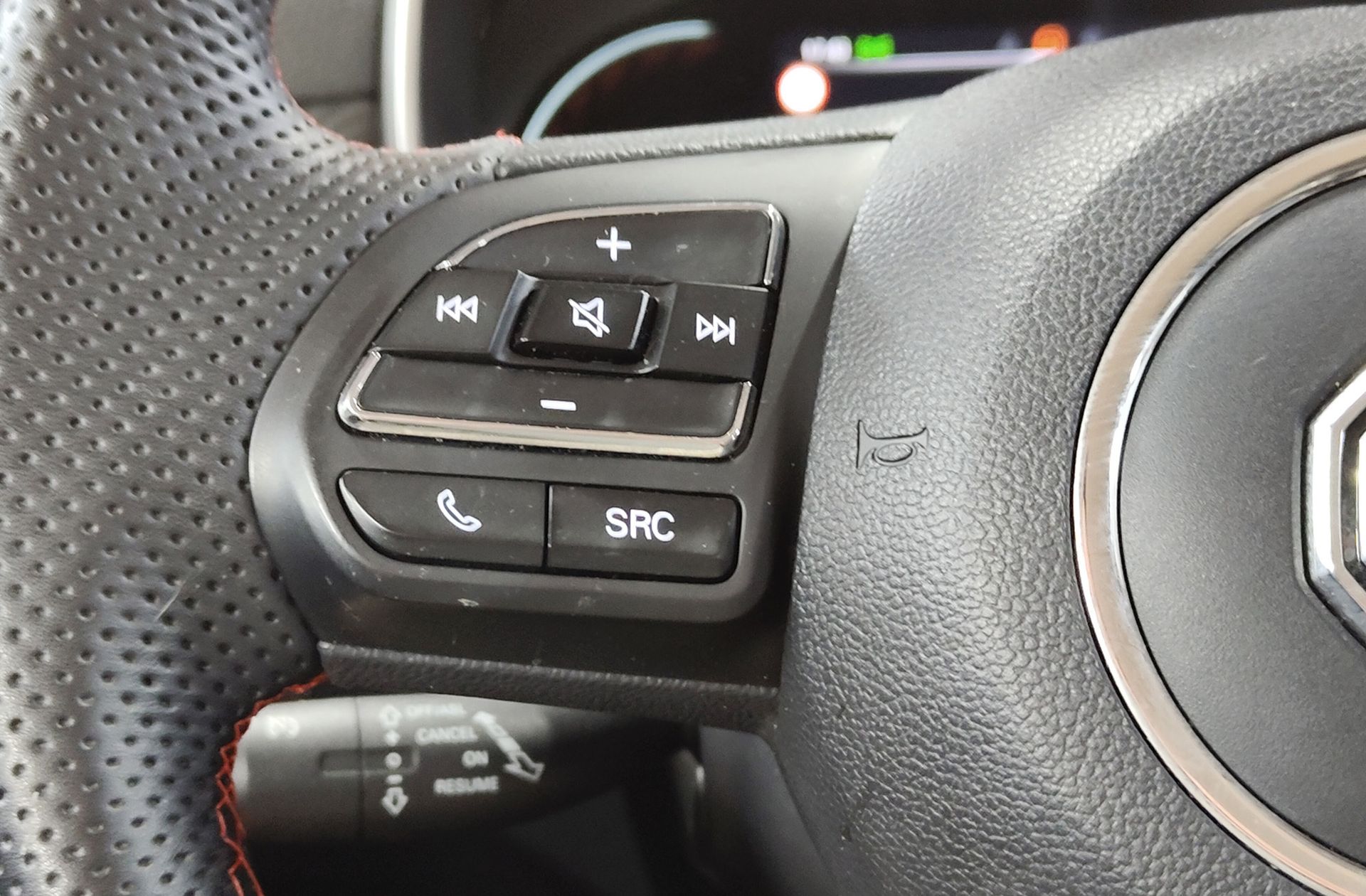 MG ZS 1.5 Luxury - foto 31