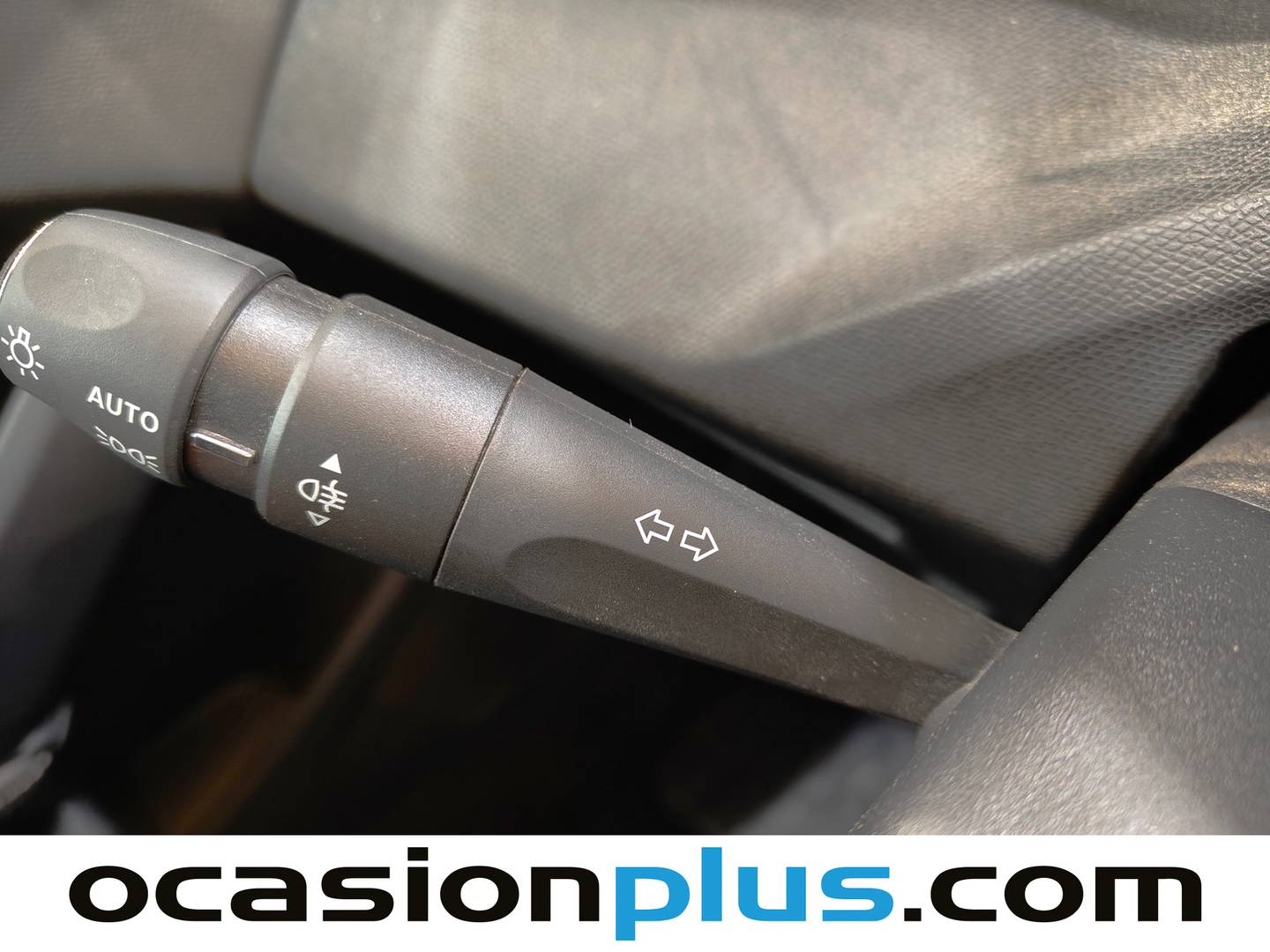 Peugeot 408 Peugeot 408 Allure Hybrid eDCS6 (136 CV) km 0