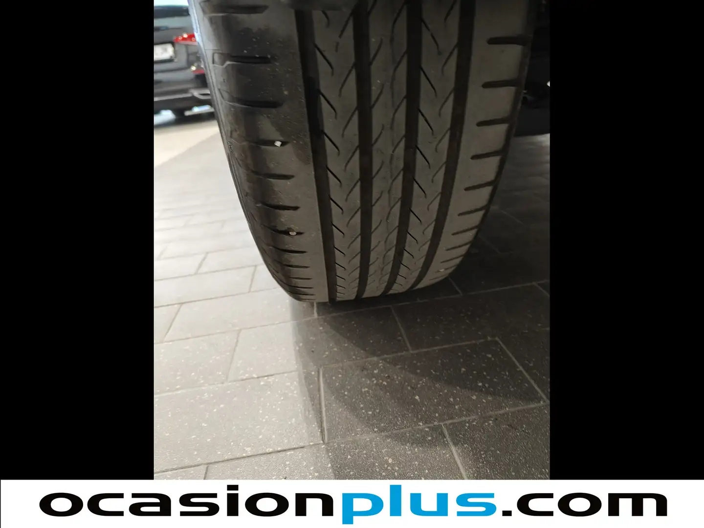 Foto Peugeot 2008 Peugeot 2008 PureTech 130 S&S Allure Pack EAT8 (130 CV)