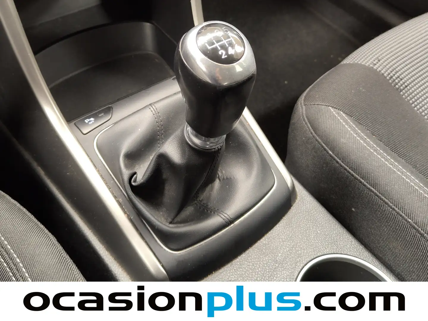 Foto Hyundai i30 Hyundai i30 1.4 MPI BlueDrive 25 Aniversario (100 CV)