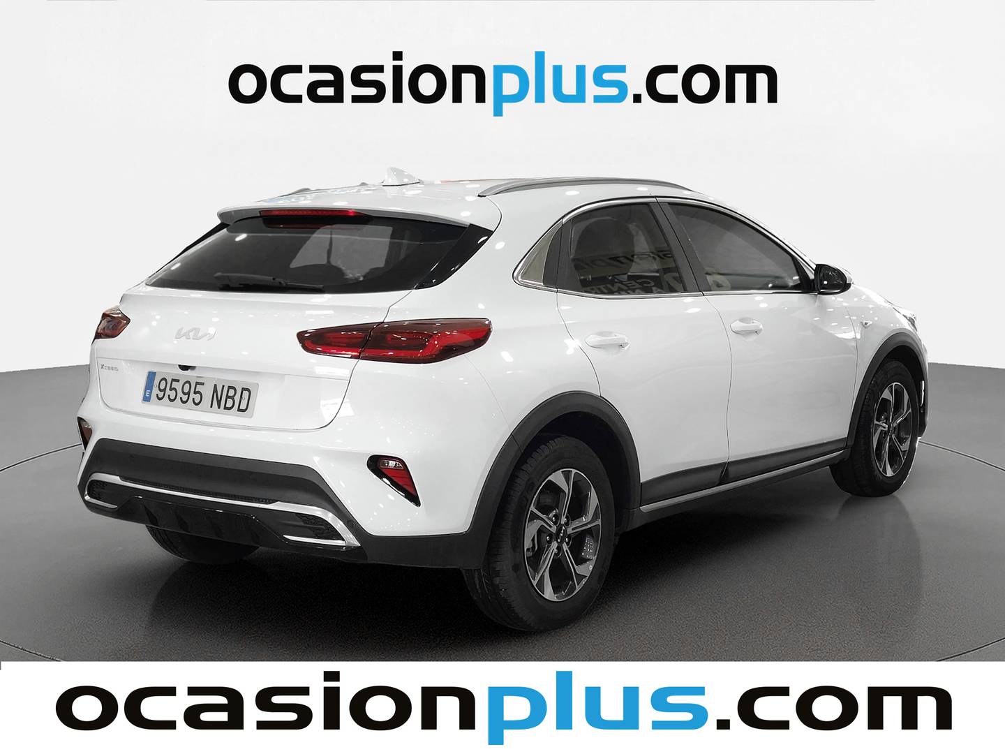 Foto trasera KIA XCeed KIA XCeed 1.0 T-GDi Drive (100 CV) derecha