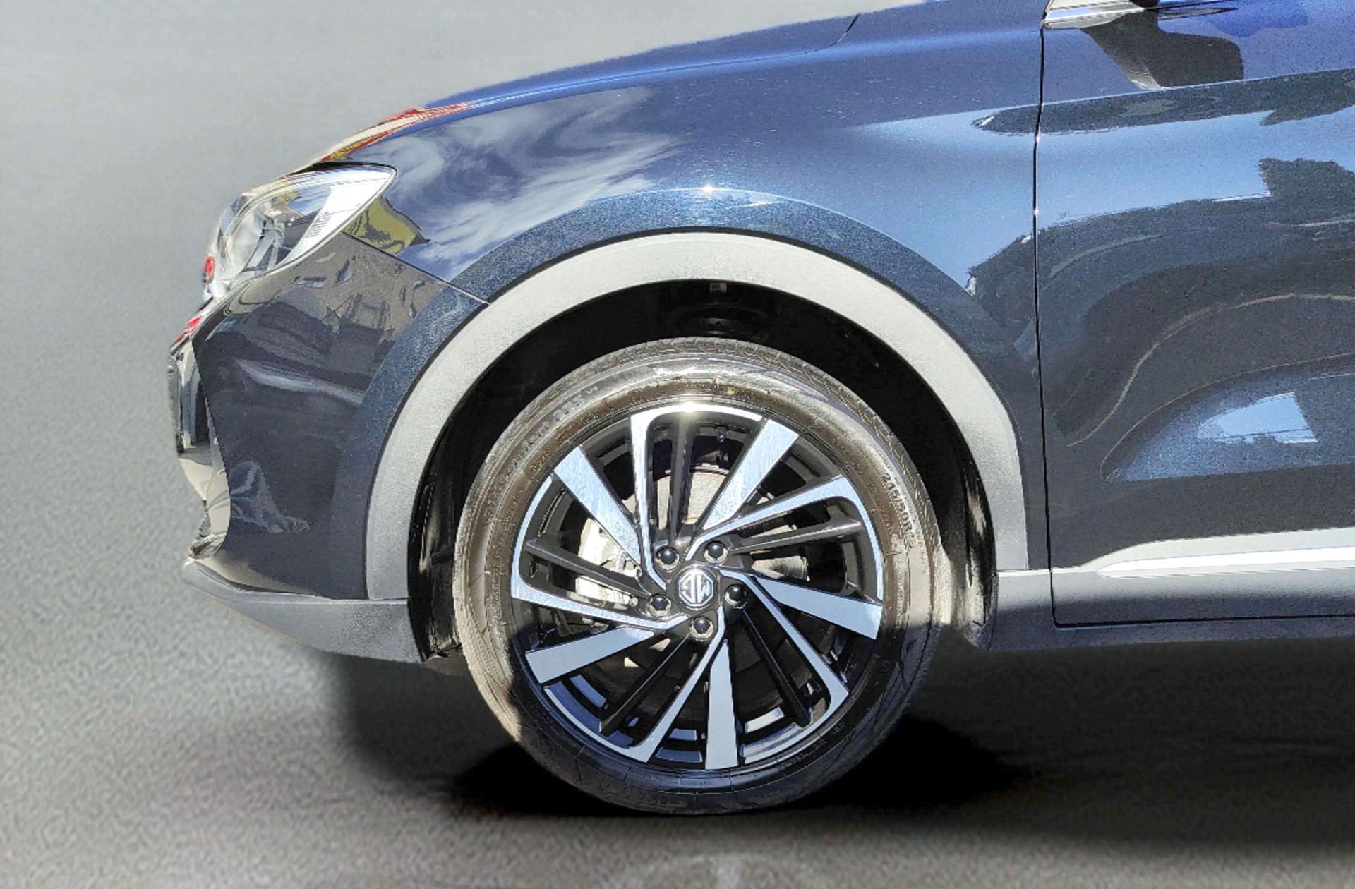 MG ZS 1.5 Hybrid+ Luxury - foto 37