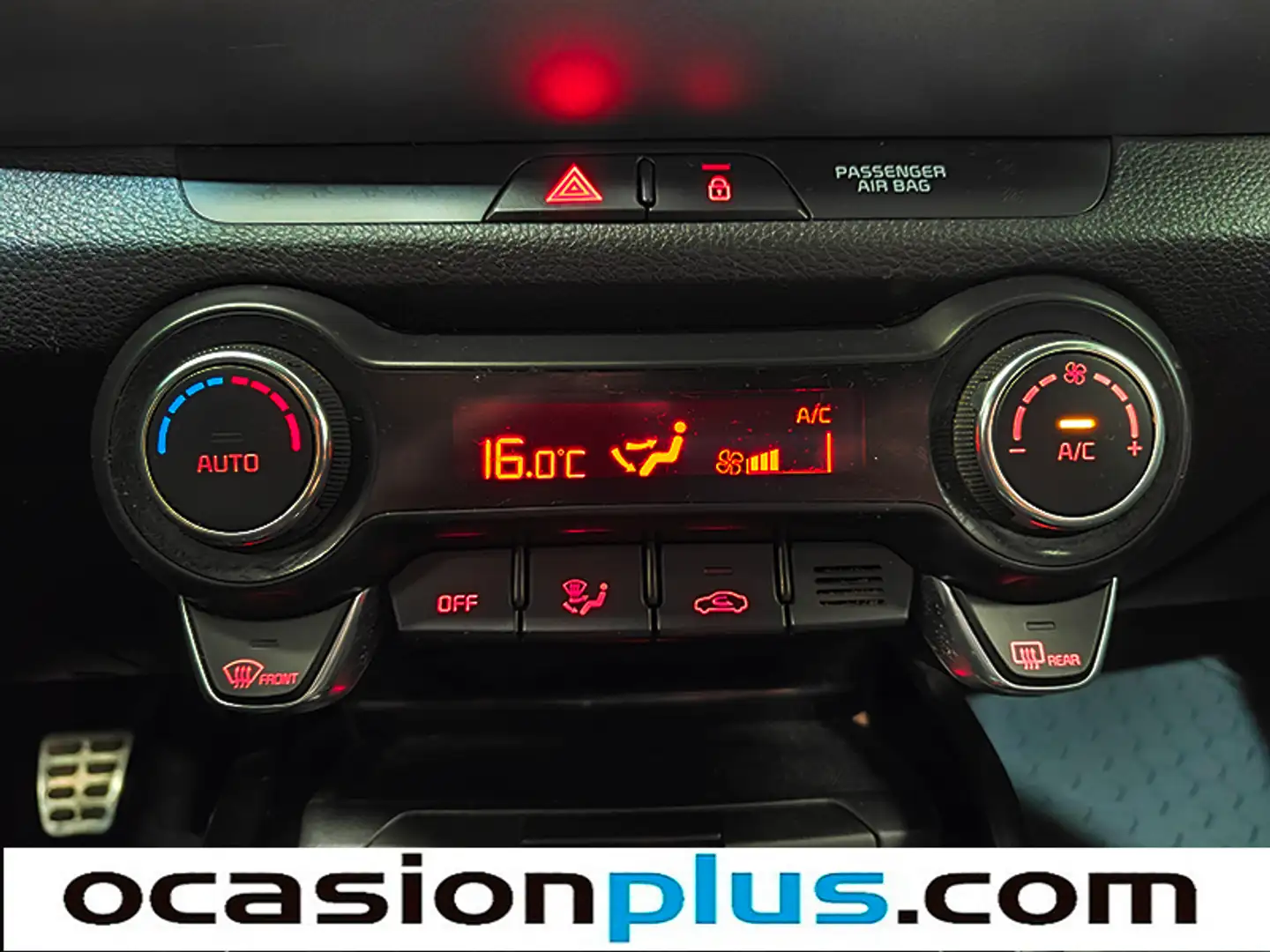 Foto KIA Stonic Kia Stonic 1.0 T-GDi Black Edition (120 CV)