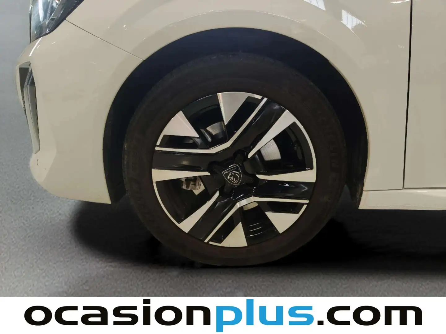 Foto Peugeot 208 Peugeot 208 PureTech 100 Allure (100 CV)