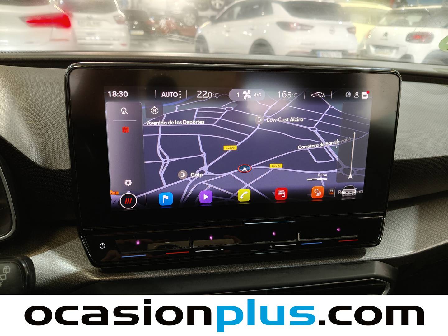 Equipamiento del Seat León SEAT León 2.0 TDI S&S Style Go (115 CV)