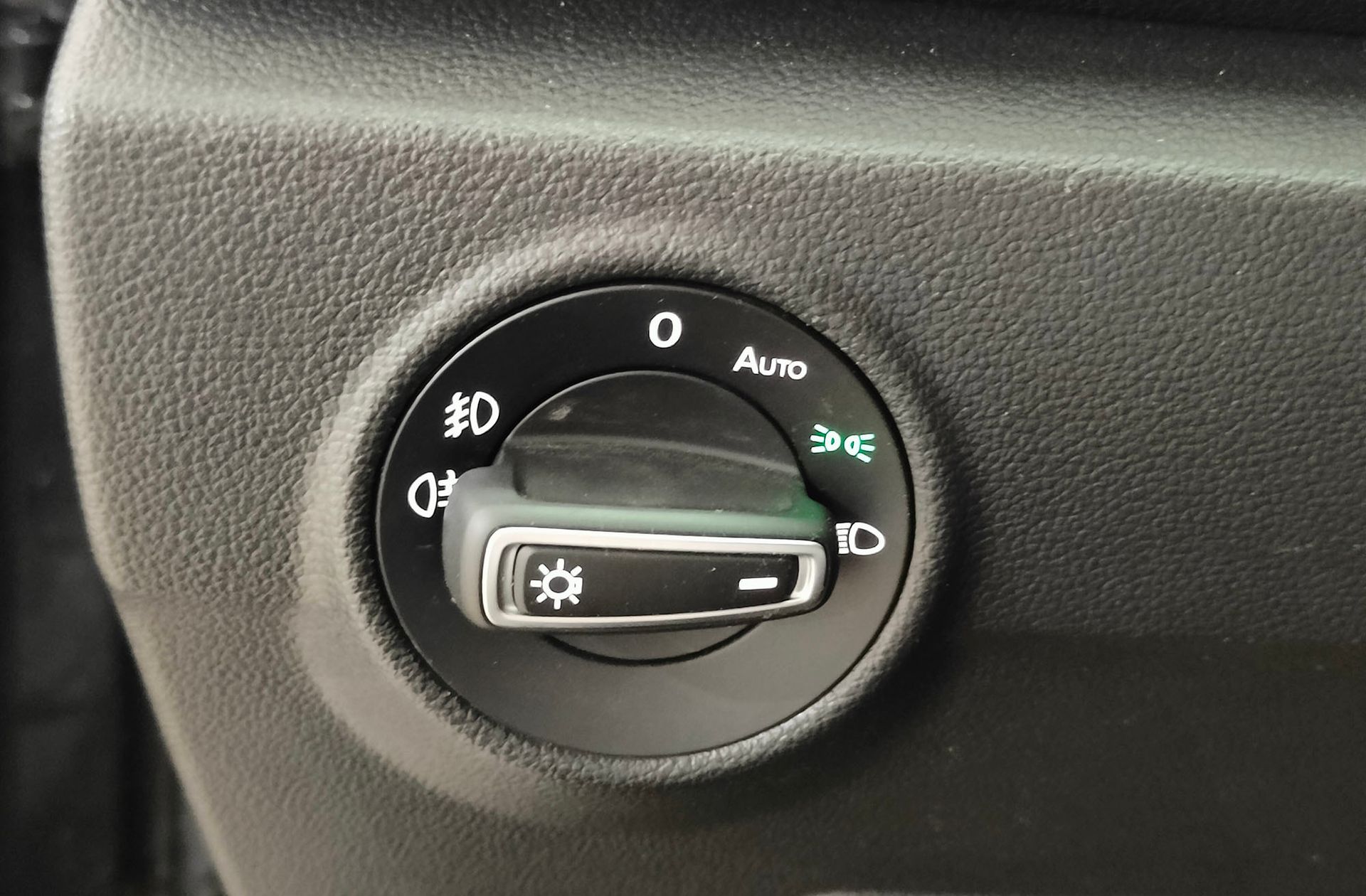 Volkswagen T-Roc Advance 1.0 TSI - foto 9