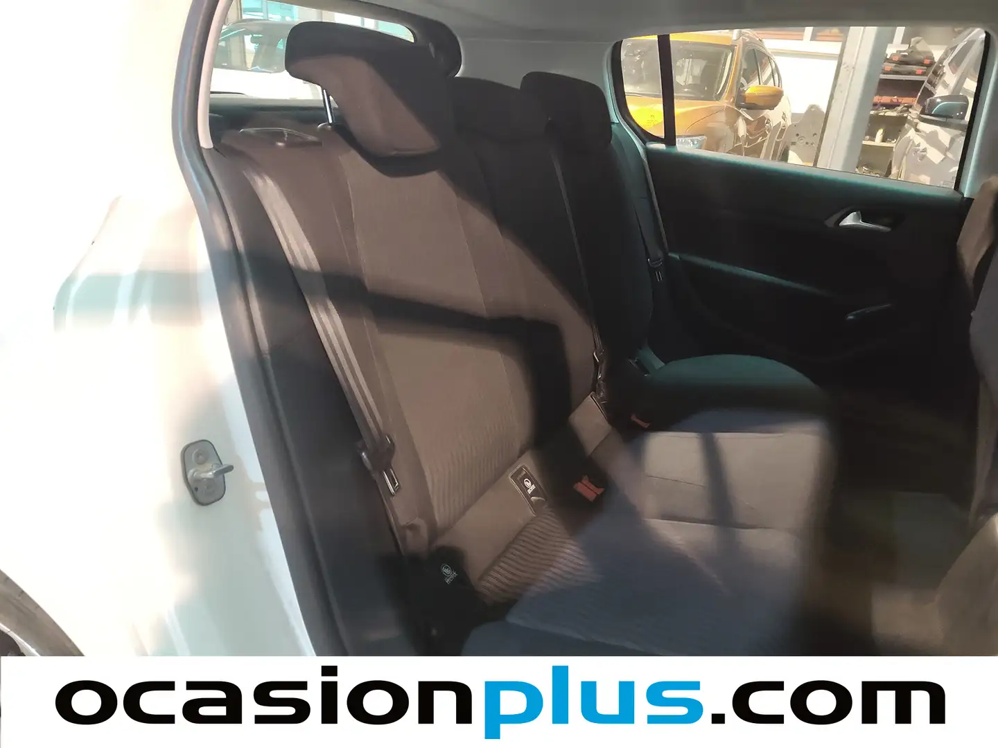 Foto Peugeot 308 Peugeot 308 BlueHDi 100 Access (100 CV)