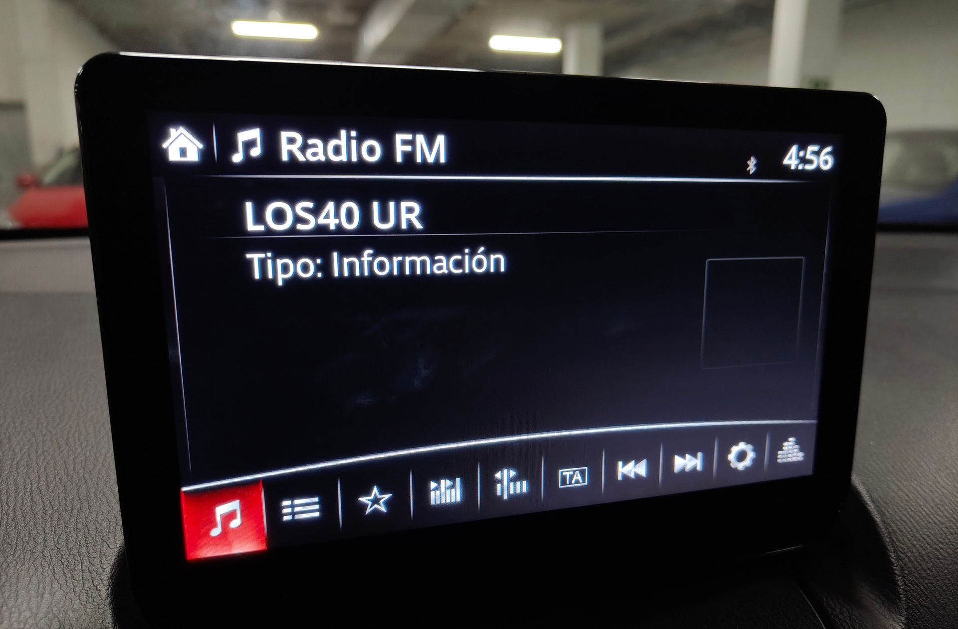 Mazda Mazda2 1.5 GE Black Tech Edition - foto 31