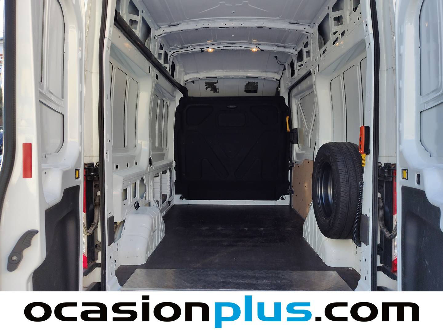 Foto asientos delanteros Ford Transit Ford Transit Furgon 350 L2H2 Trend (130 CV)