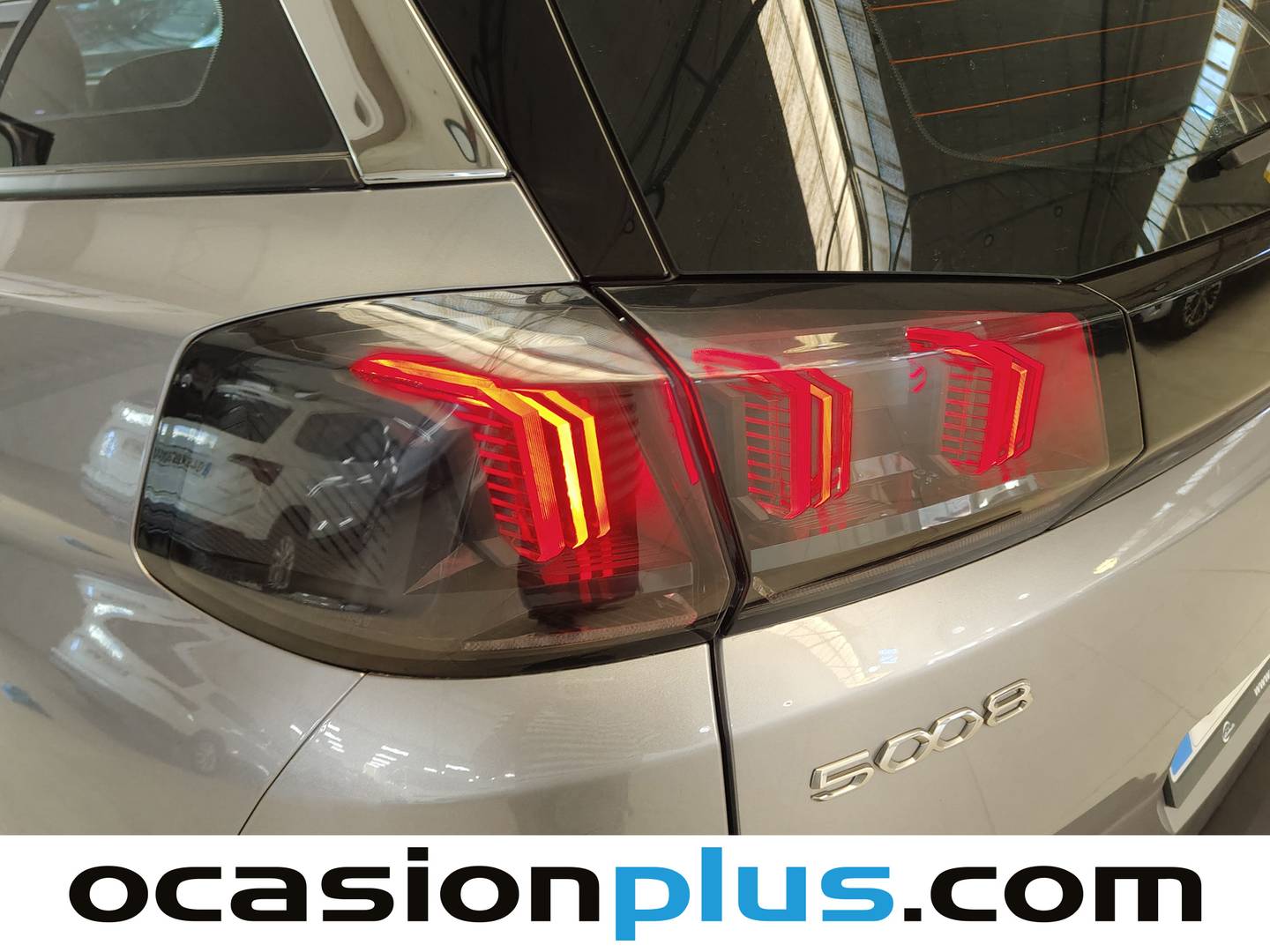 Peugeot 5008 Peugeot 5008 PureTech 130 S&S Active Pack EAT8 (130 CV) 7 Plazas gasolina