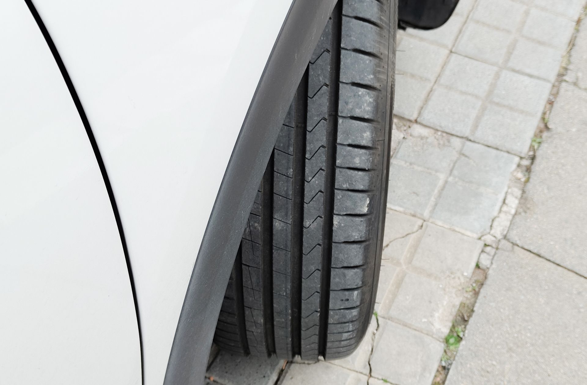 Kia Niro 1.6 GDi PHEV Híbrido Emotion - foto 42