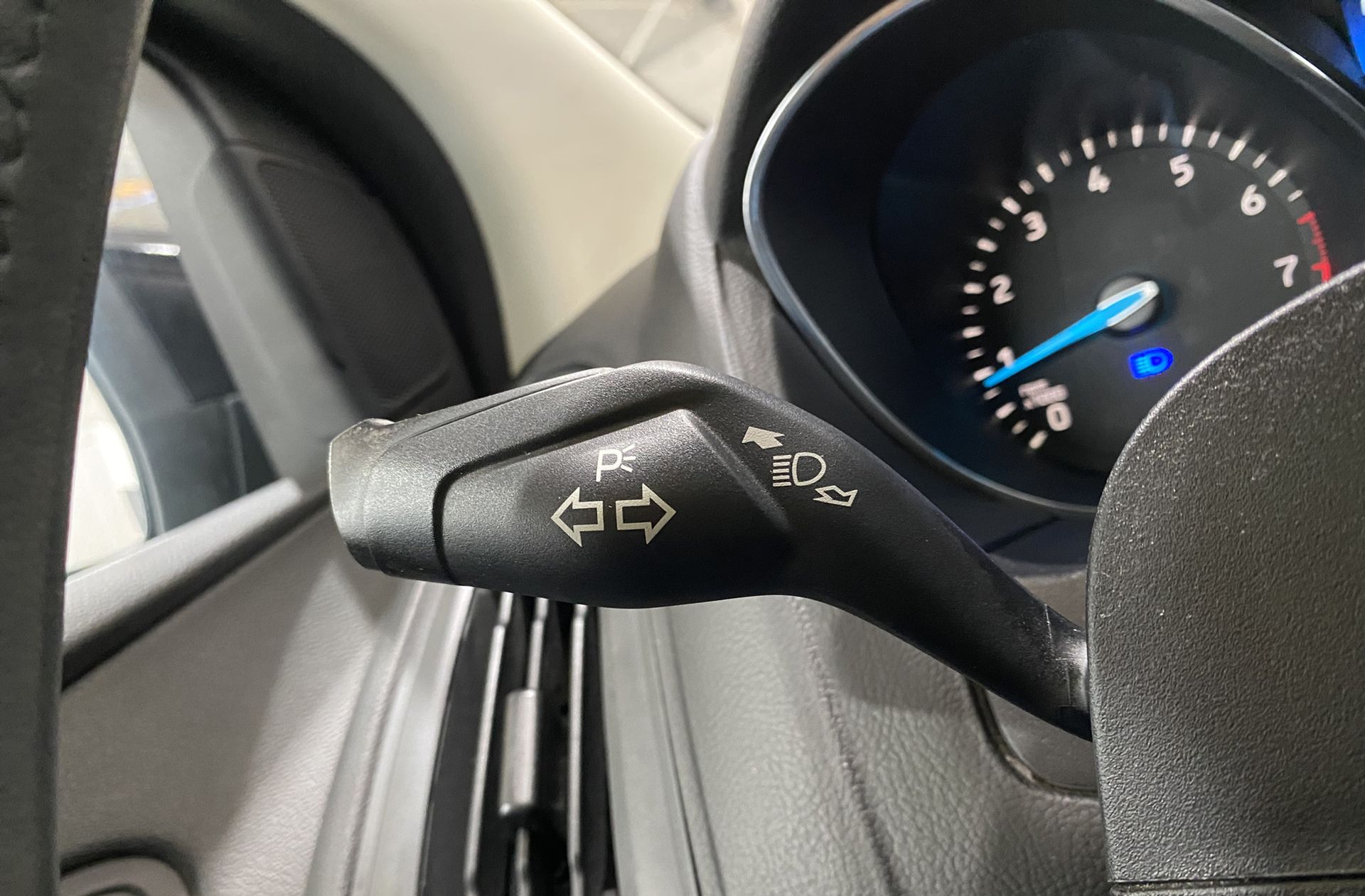 Ford Focus 1.0 EcoBoost Trend+ - foto 20