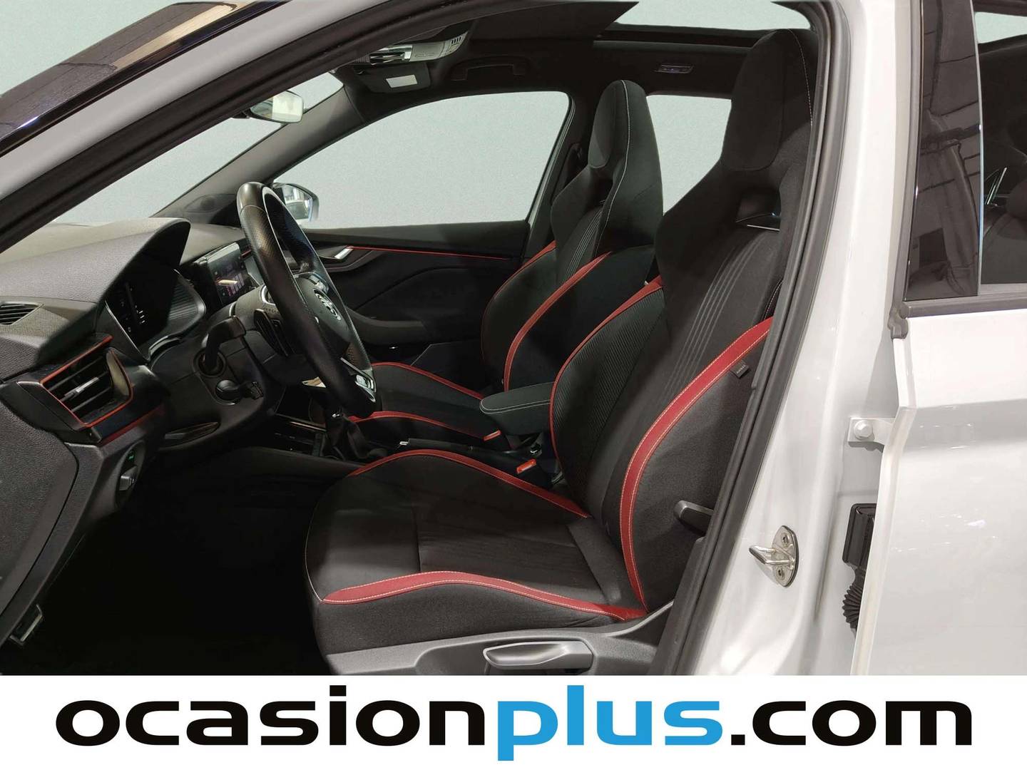 Foto asientos delanteros Skoda Kamiq Skoda Kamiq 1.5 TSI Montecarlo DSG (150 CV)