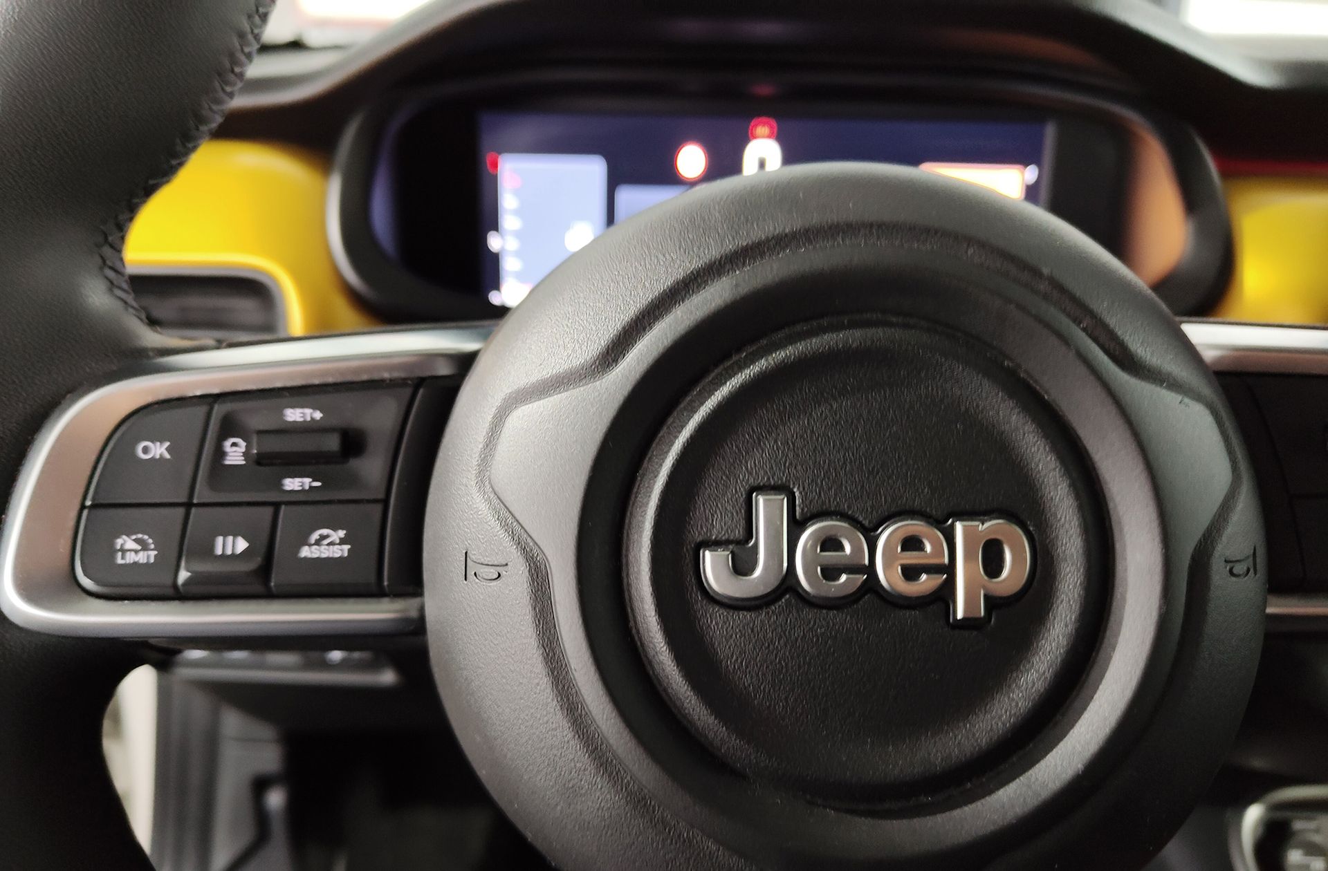 Jeep Avenger 1.2 G Summit - foto 36
