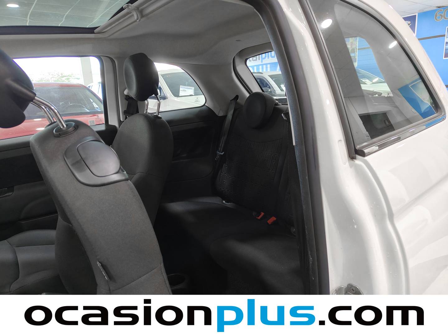 Foto asientos traseros Fiat 500 Fiat 500 1.0 Hybrid Dolcevita (70 CV)