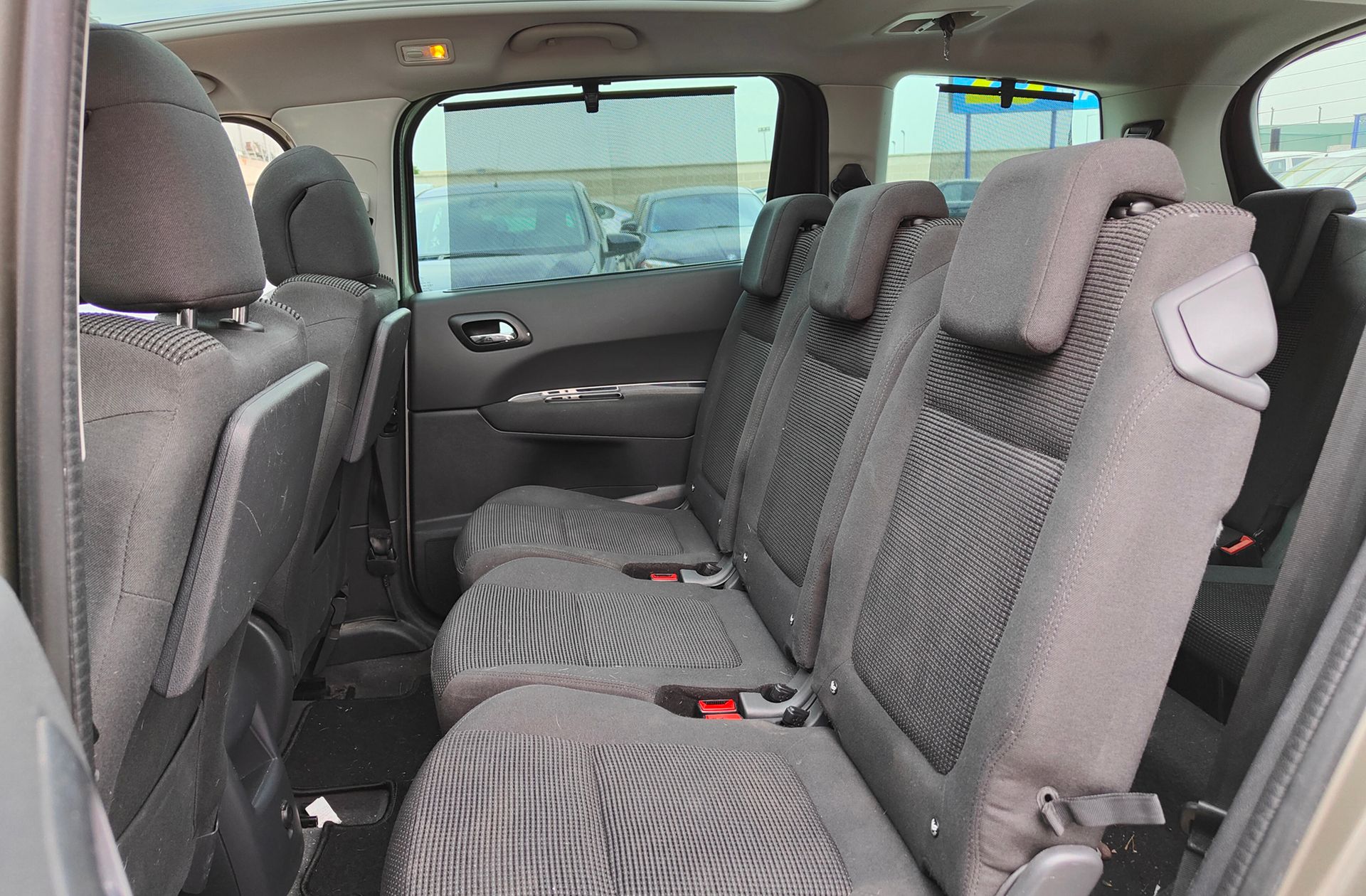 Peugeot 5008 Allure 1.2 PureTech 7 plazas - foto 13