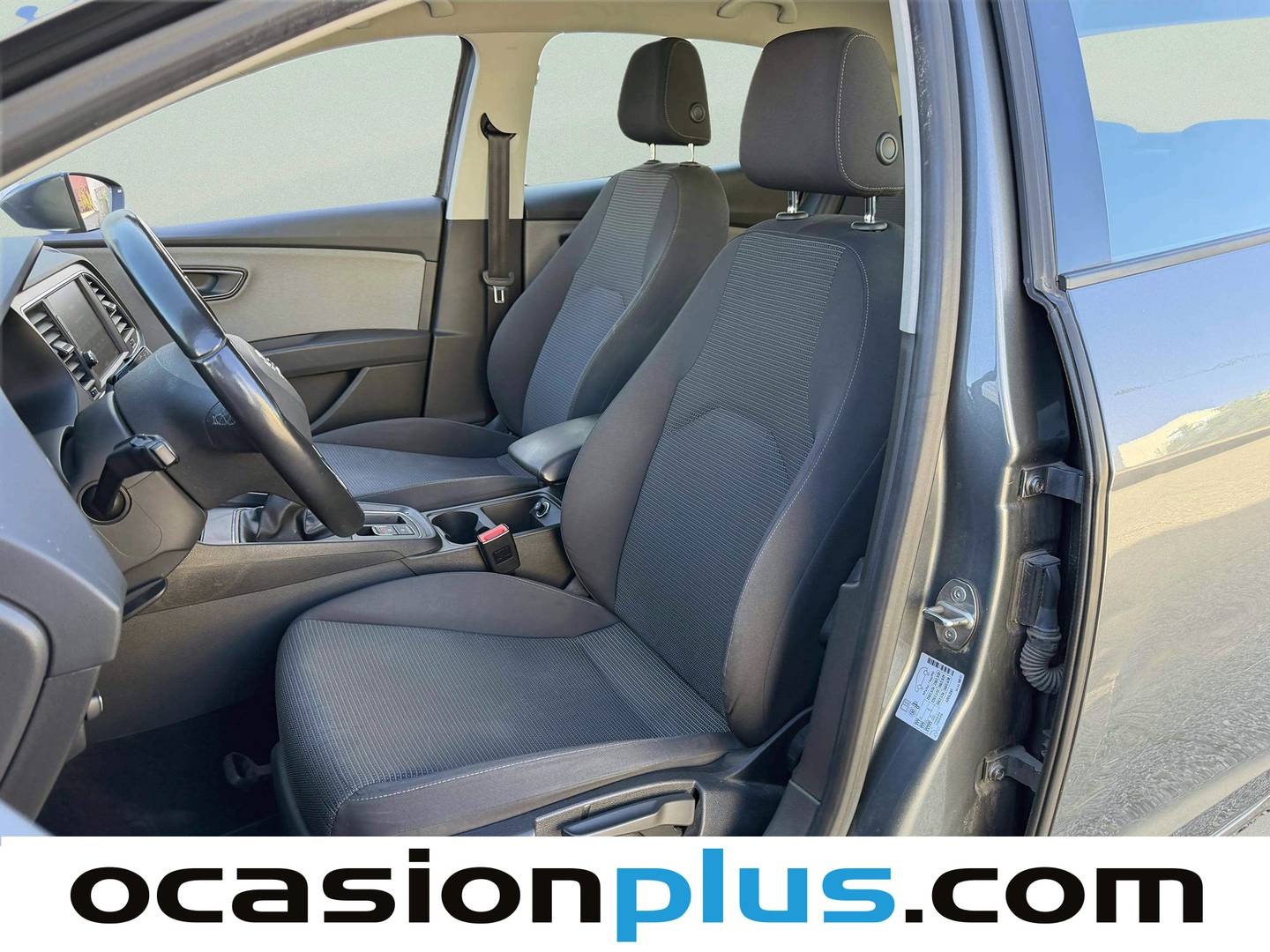 Foto asientos delanteros Seat León SEAT León 1.2 TSI S&S Style (110 CV)