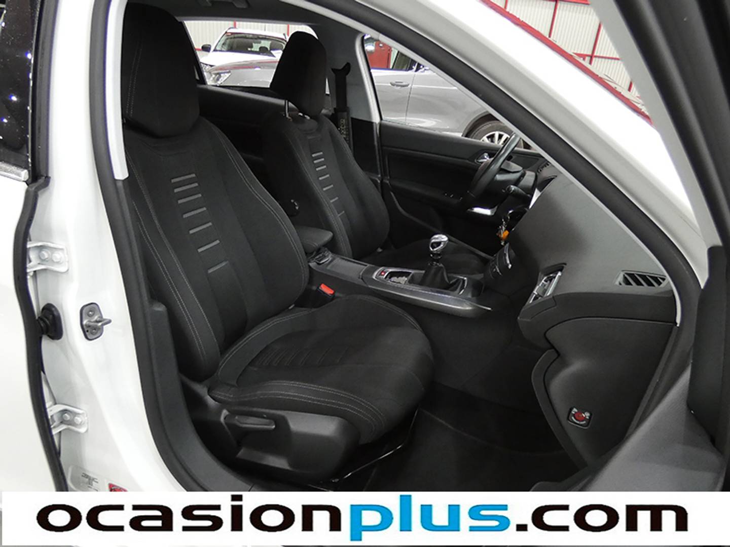 Foto Peugeot 308 Peugeot 308 1.6 THP Allure (155 CV)