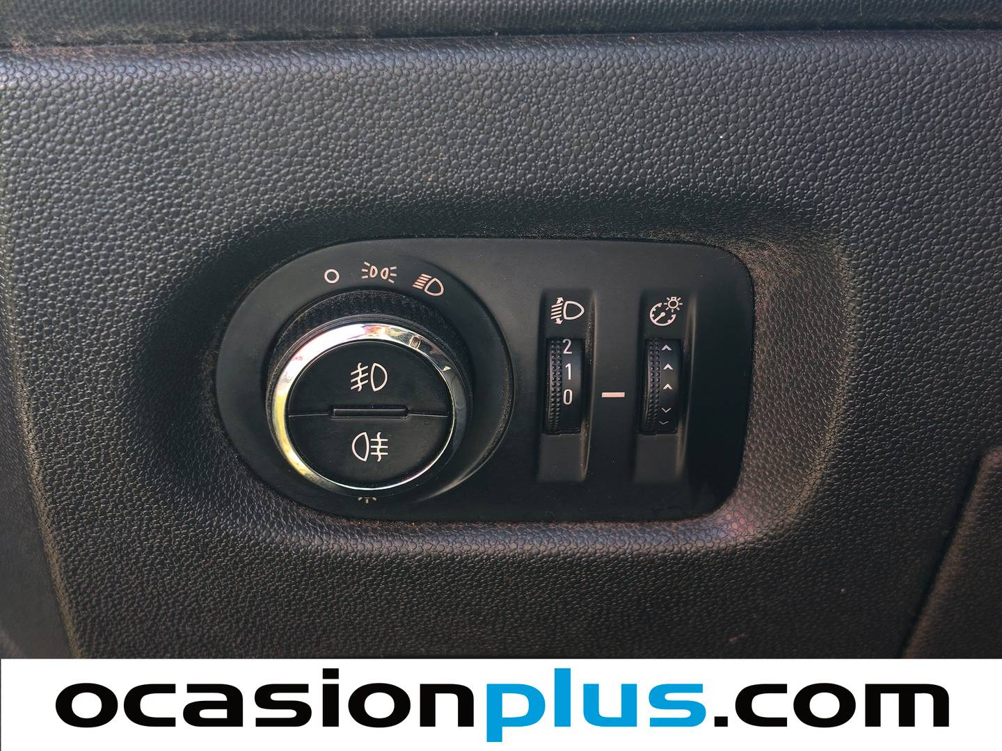 Equipamiento del Opel Corsa Opel Corsa 1.2 S&S Selective (85 CV)