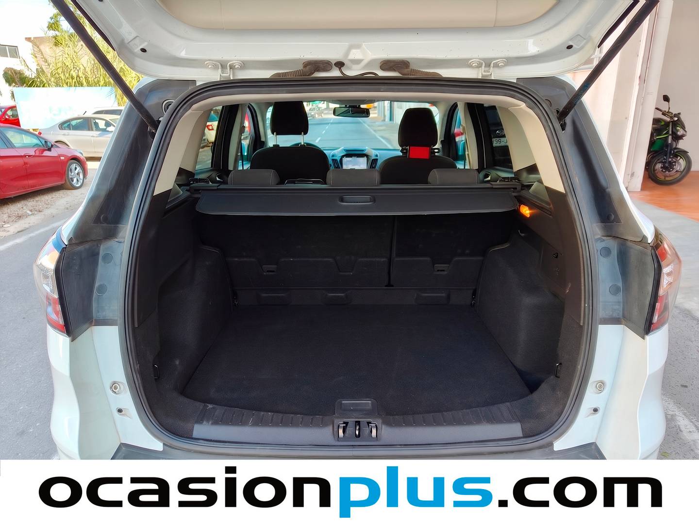 Fotos maletero Ford Kuga Ford Kuga 1.5 EcoBoost Trend+ 4x2 (150 CV)